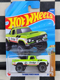 Hot Wheels 2025 Dirt 70 Dodge Power Wagon Green