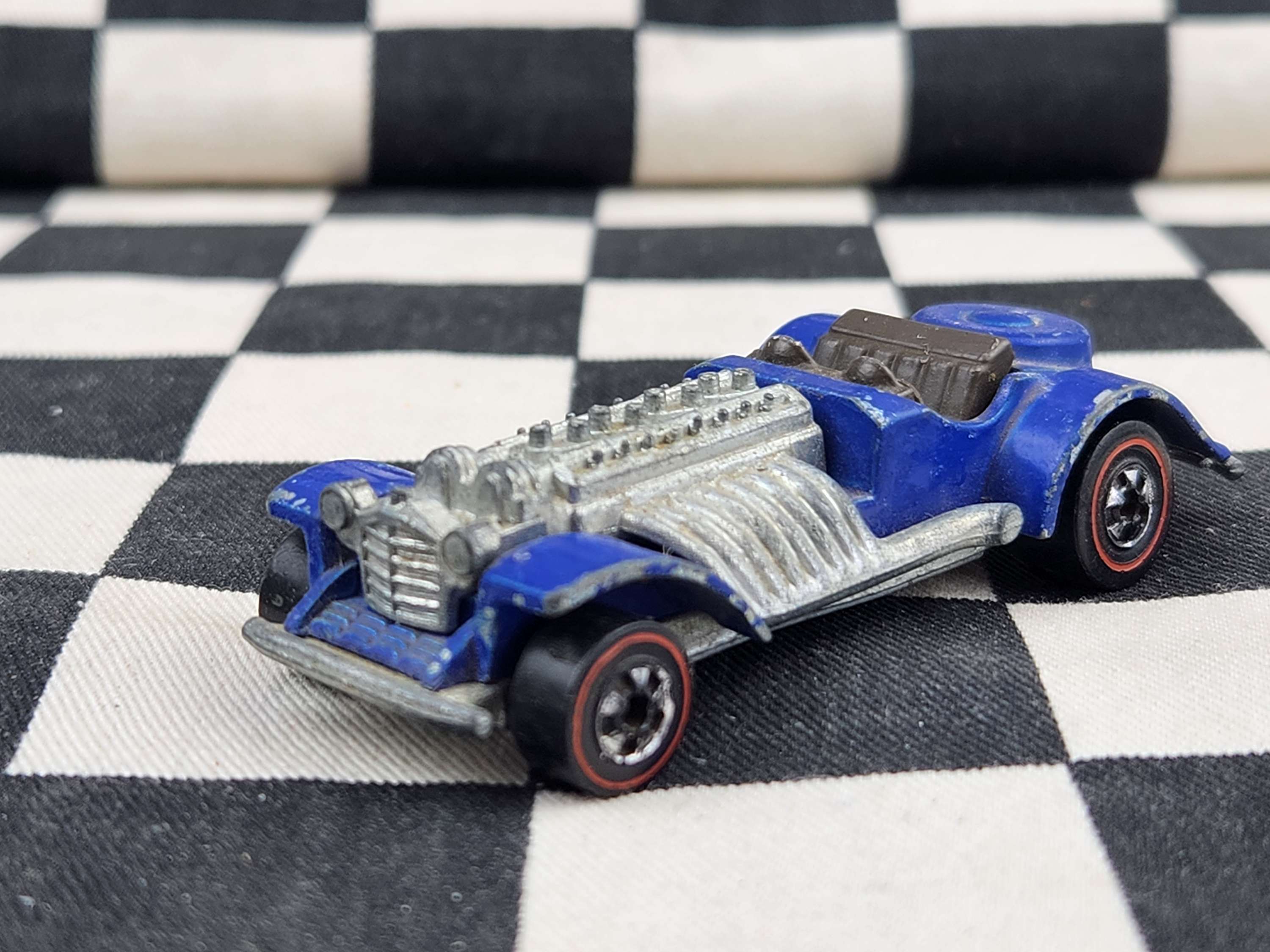 Hot Wheels Redline Sweet 16 Dark Blue Enamel Hong Kong