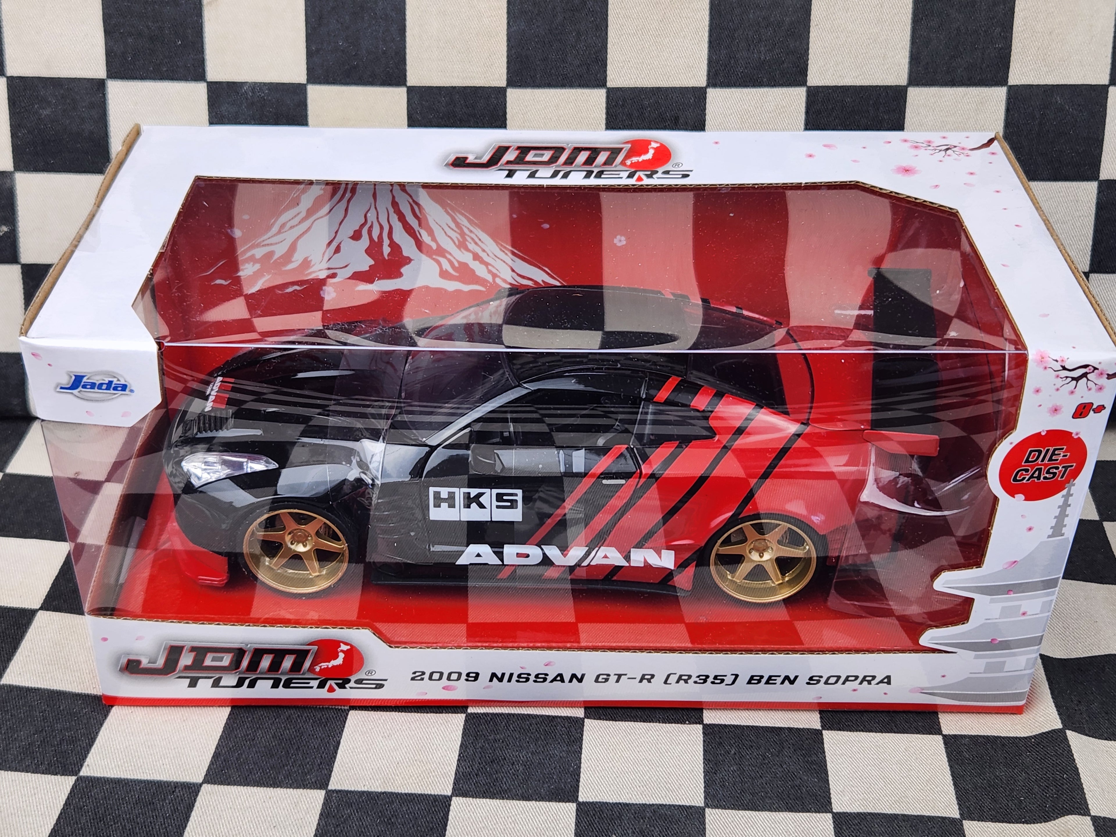 Jada 1:24 JDM Tuners HKS ADVAN 2009 Nissan Skyline GT-R R35 Ben Sopra