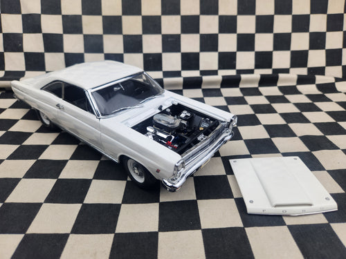 Gmp 1/18 1966 Ford Fairlane 500 427 White
