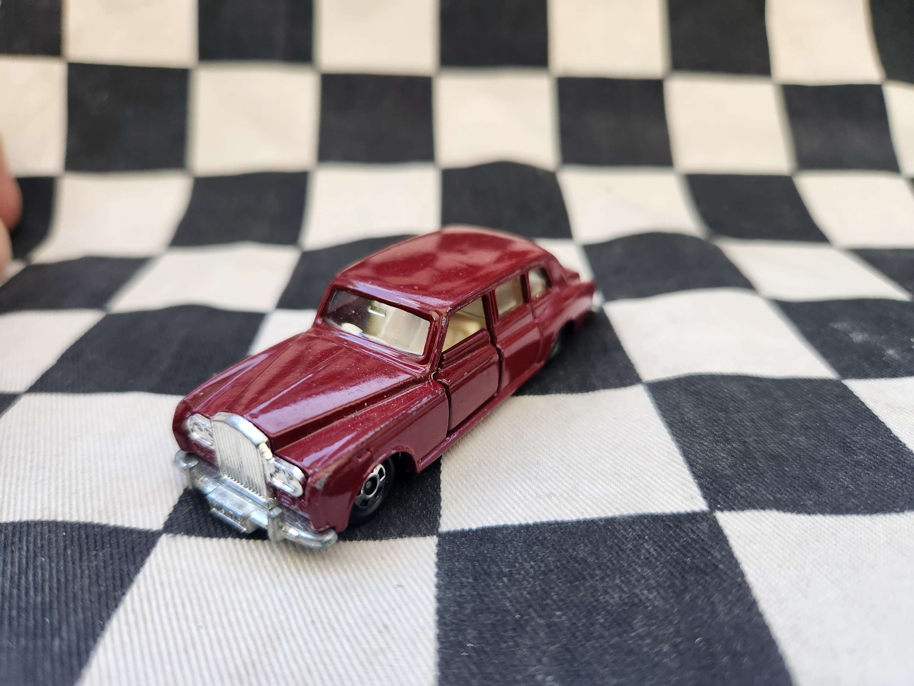 Vintage Loose Tomica Rolls Royce Phantom VI