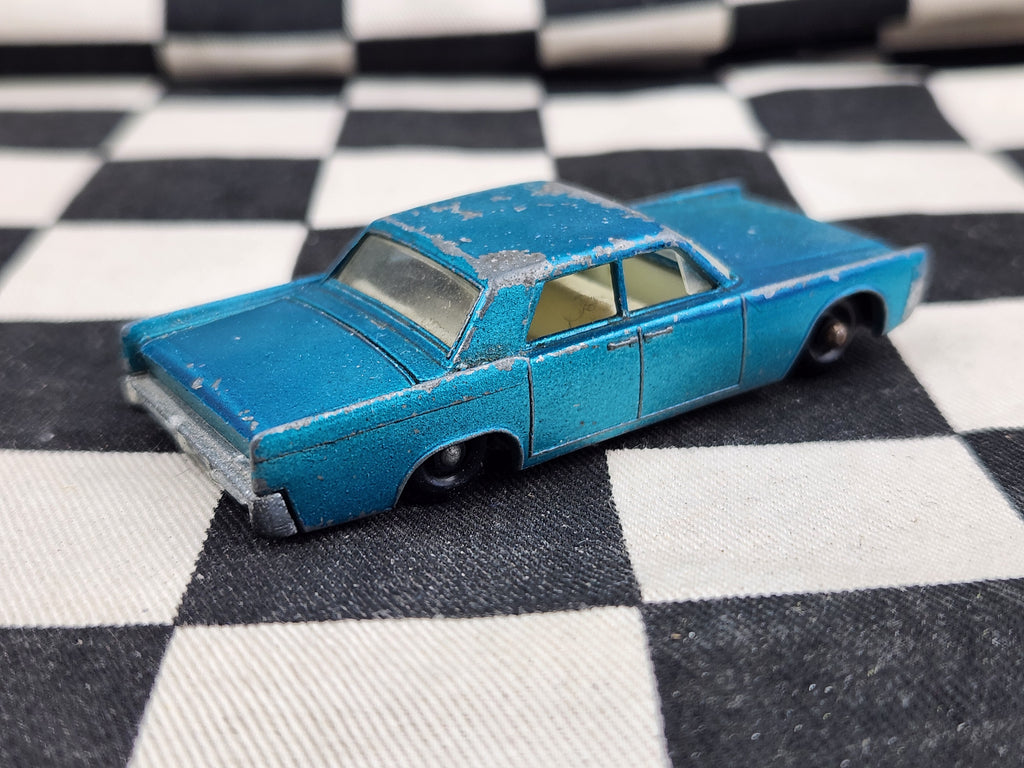 Vintage Loose Matchbox Lesney Lincoln Continental Blue