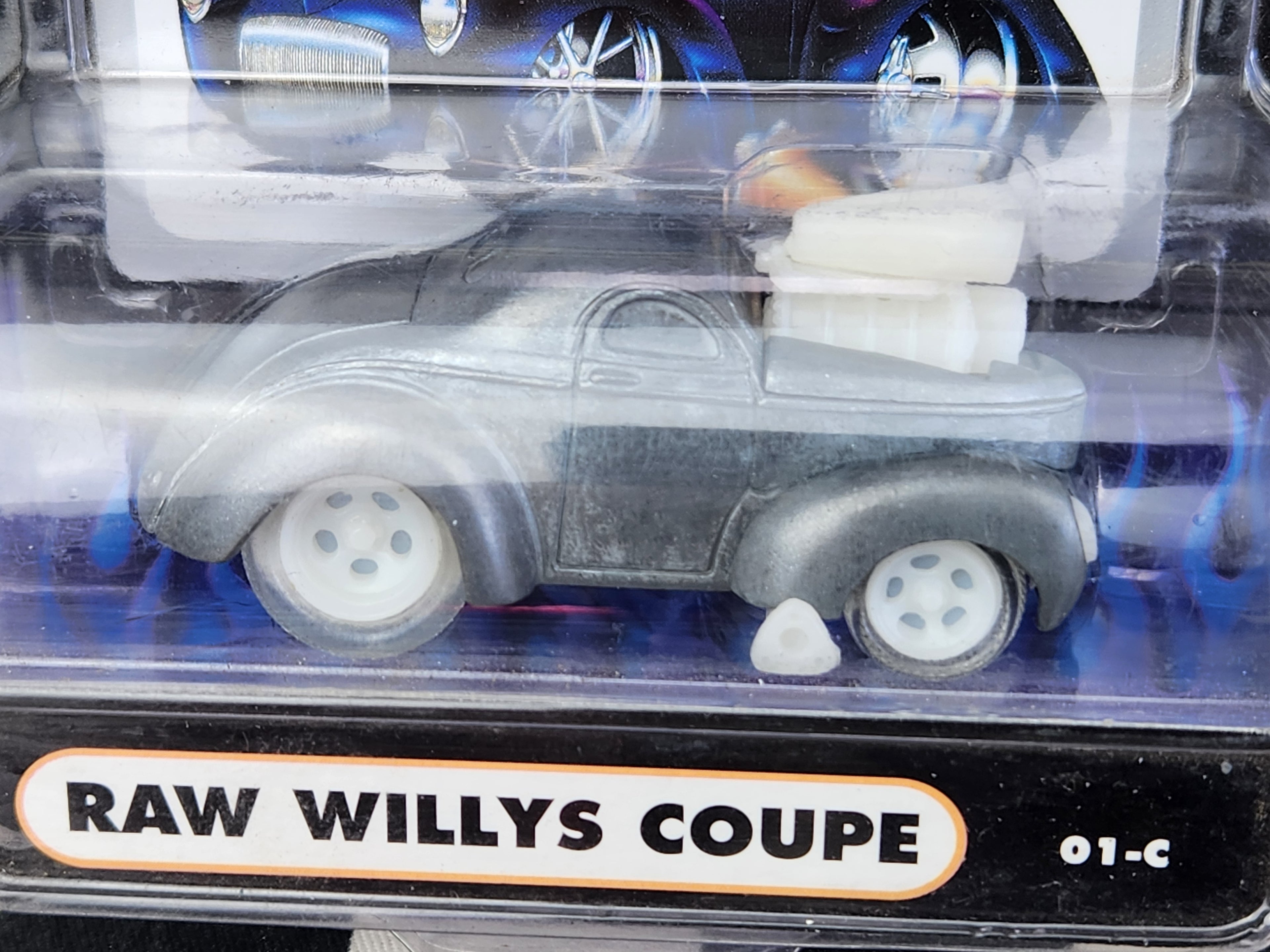 Muscle Machines RAW CHASE 41 Willys Coupe Gasser