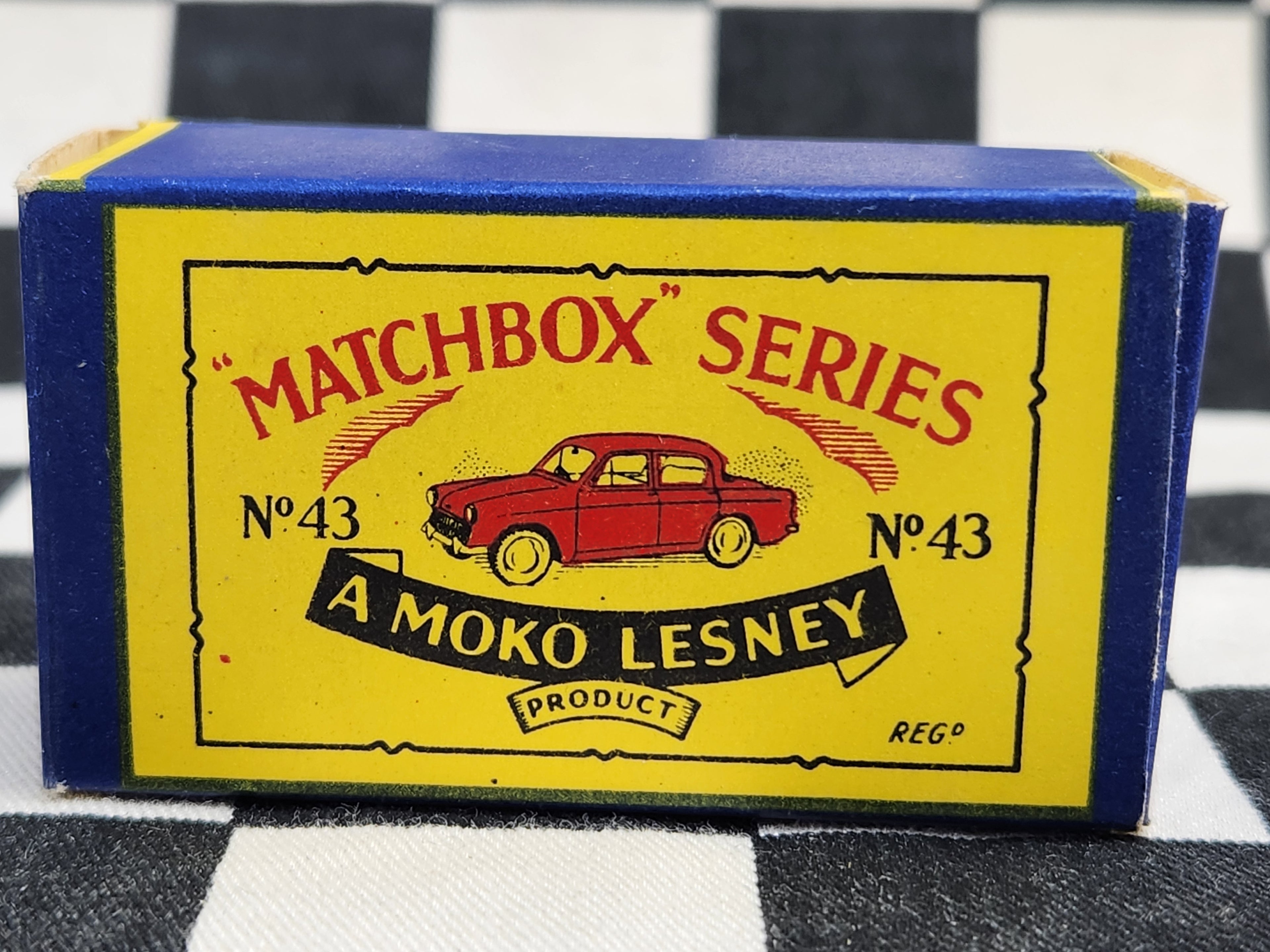Matchbox Lesney Moko No43 Hillman Minx in Original Box