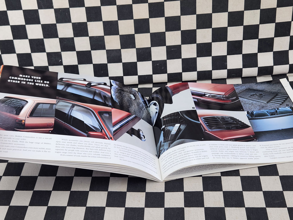 VP Holden Commodore V6 V8 Executive Berlina SS Sales Brochure