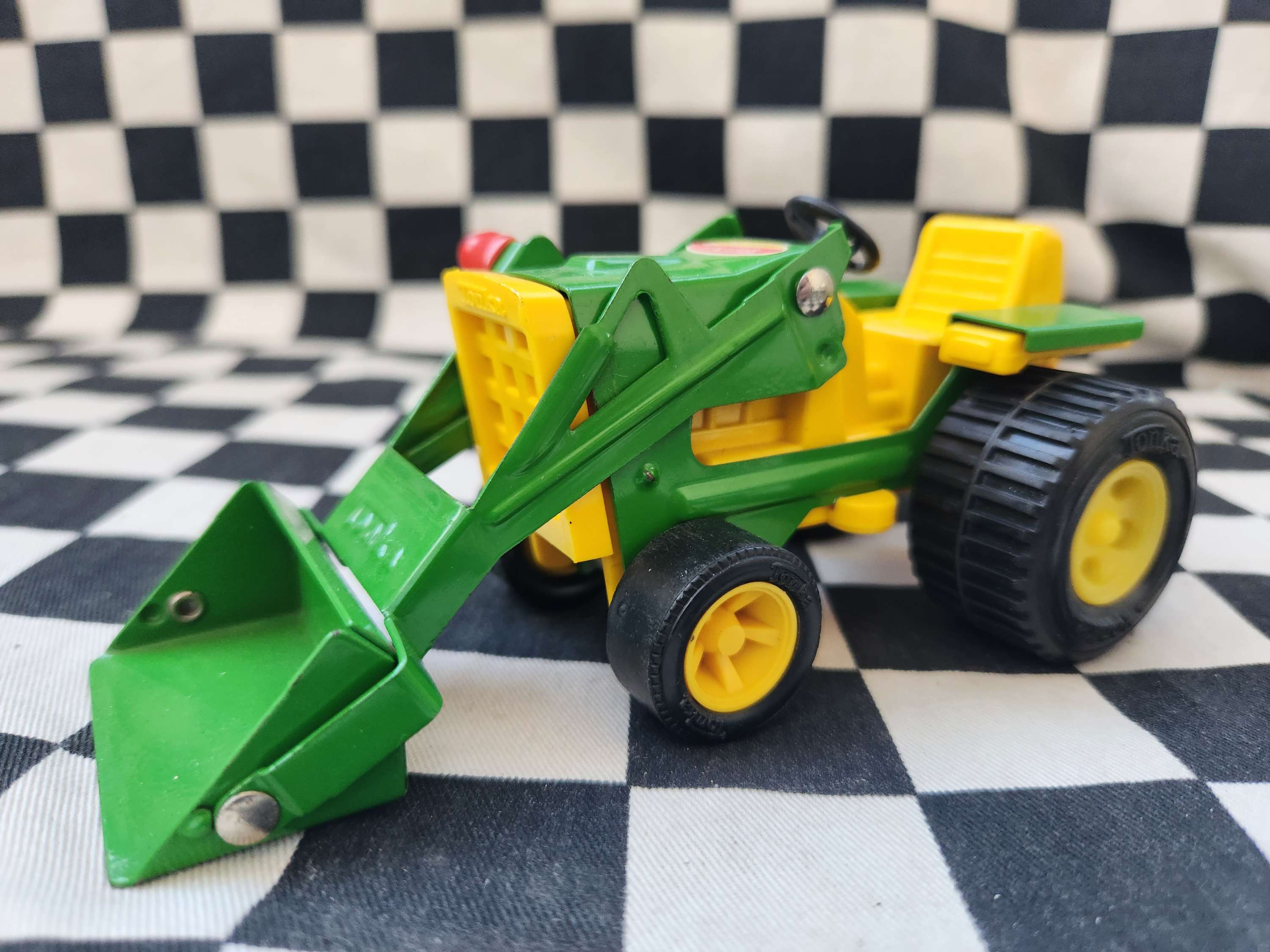 Vintage Tonka Farm Tractor Nice!