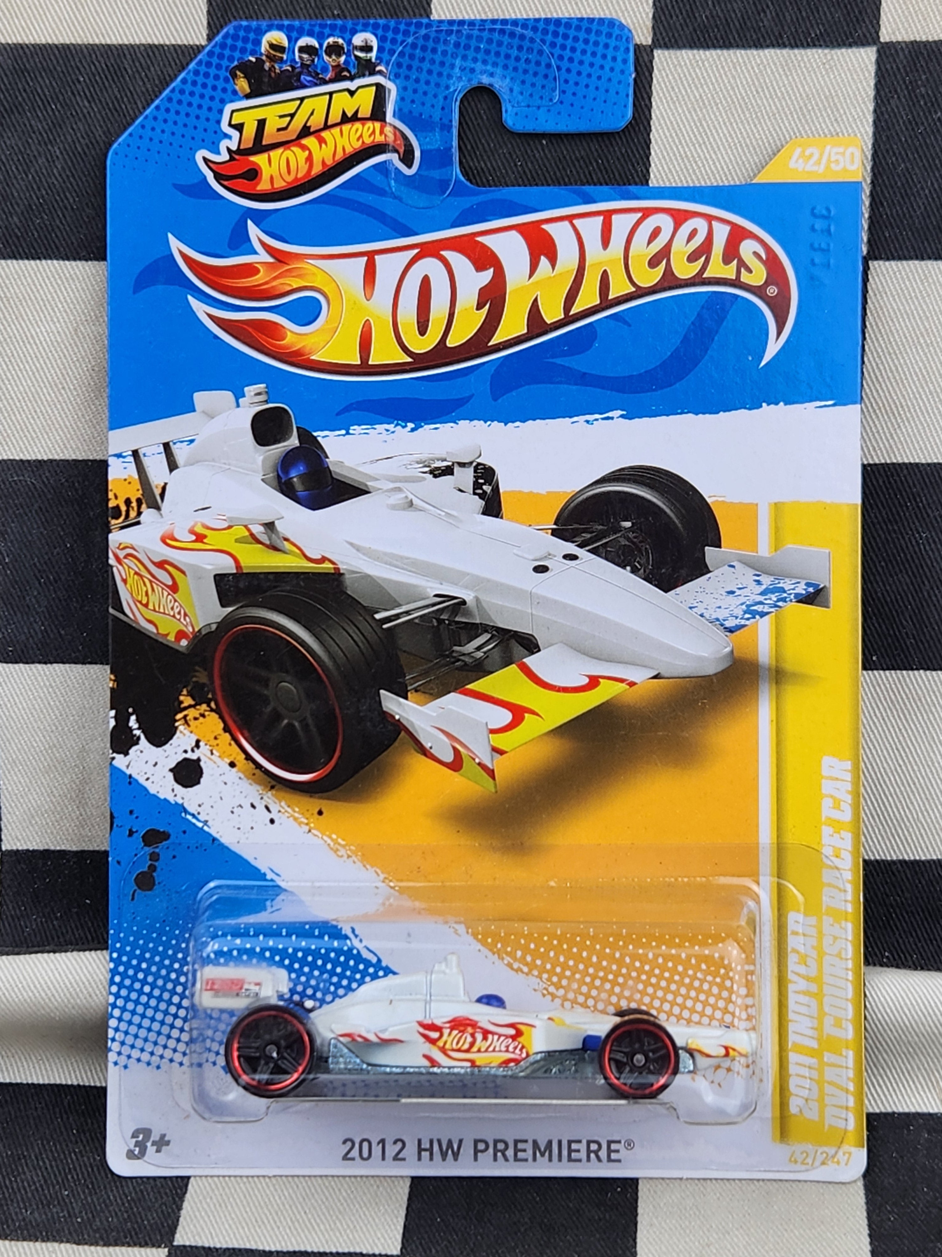 Hot Wheels 2012 Premiere 2011 Indycar Oval Course Race Car White