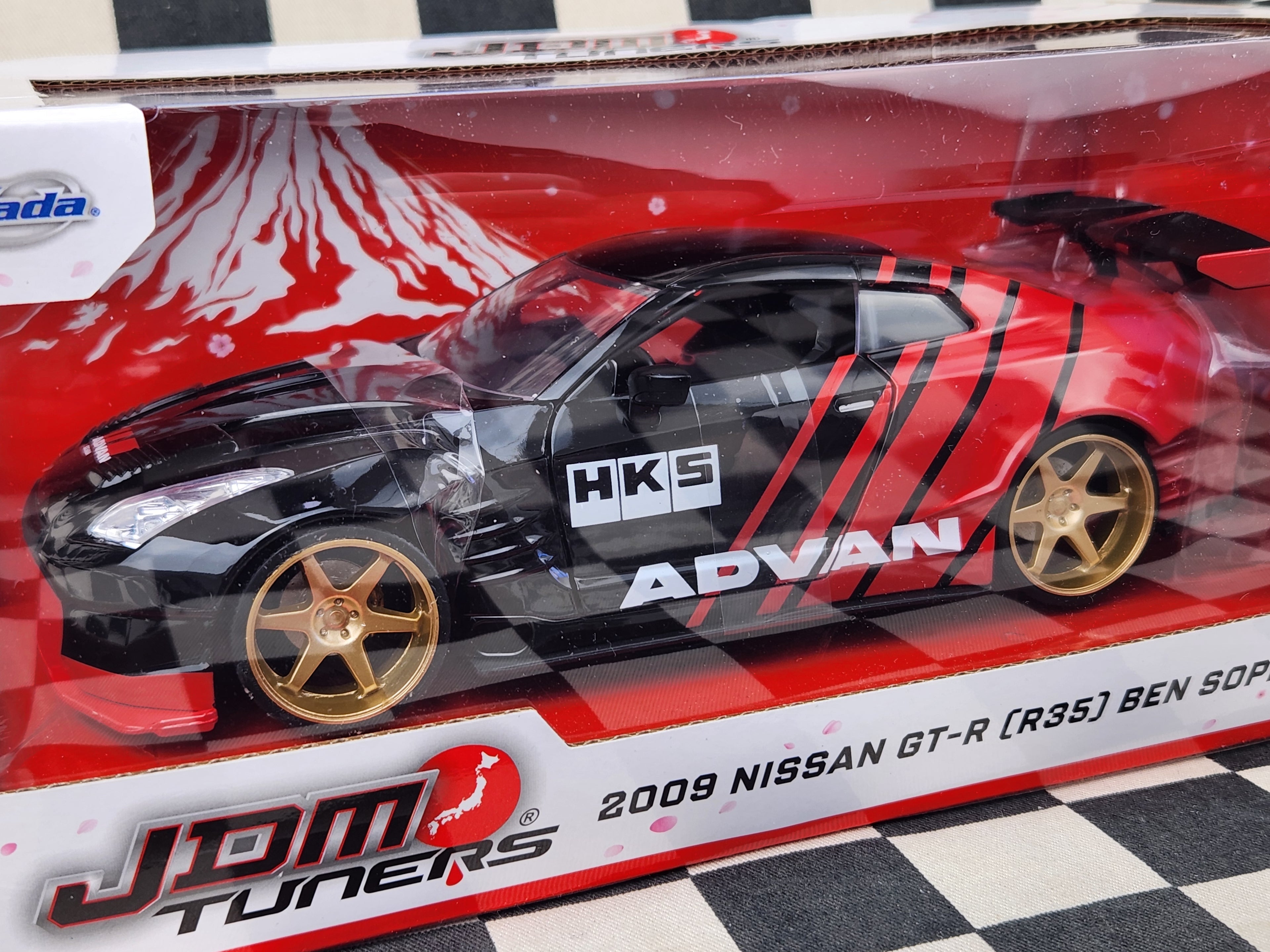 Jada 1:24 JDM Tuners HKS ADVAN 2009 Nissan Skyline GT-R R35 Ben Sopra