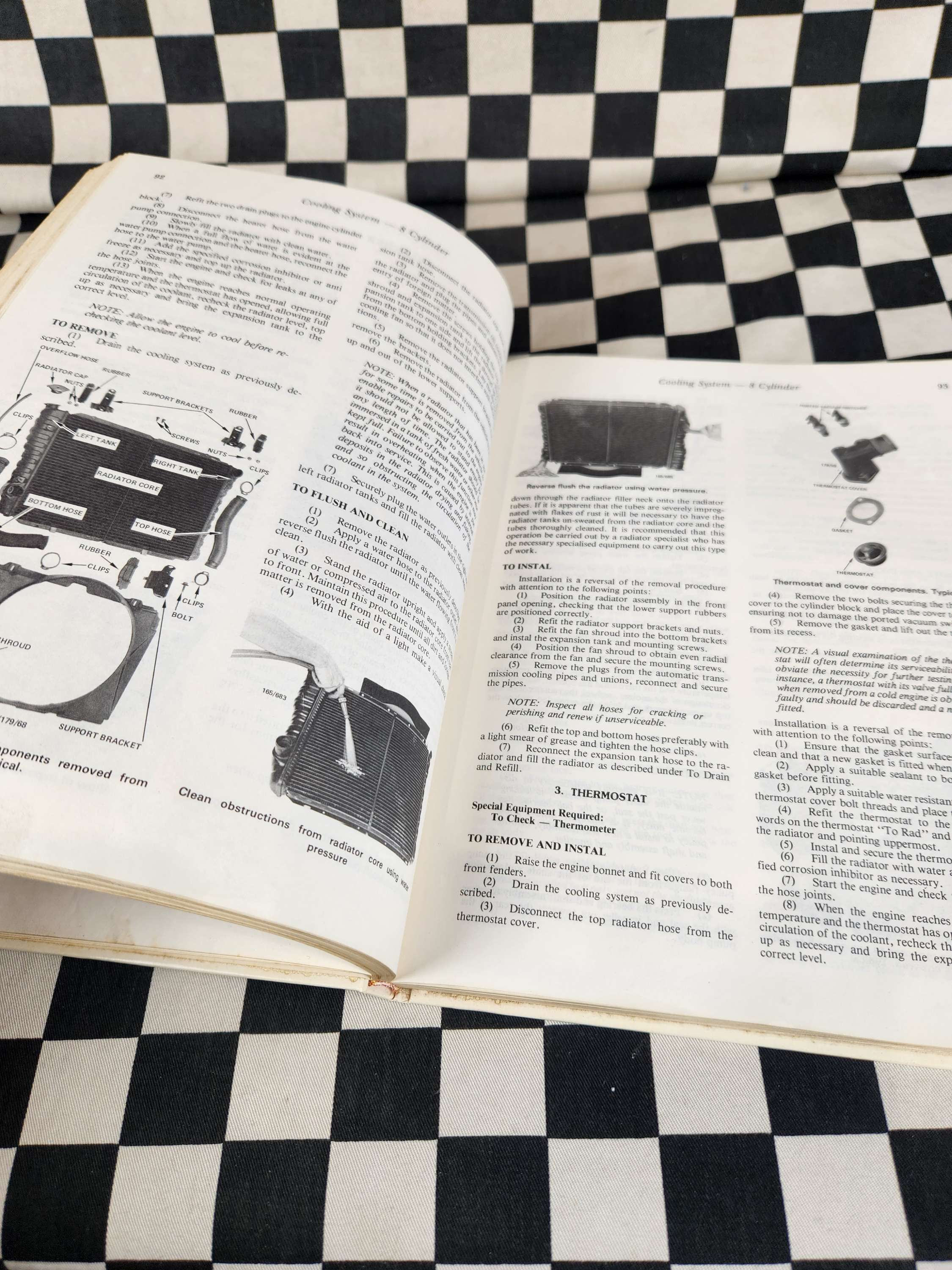 Fairlane ZJ LTD FC V8 & 6cyl Workshop Manual