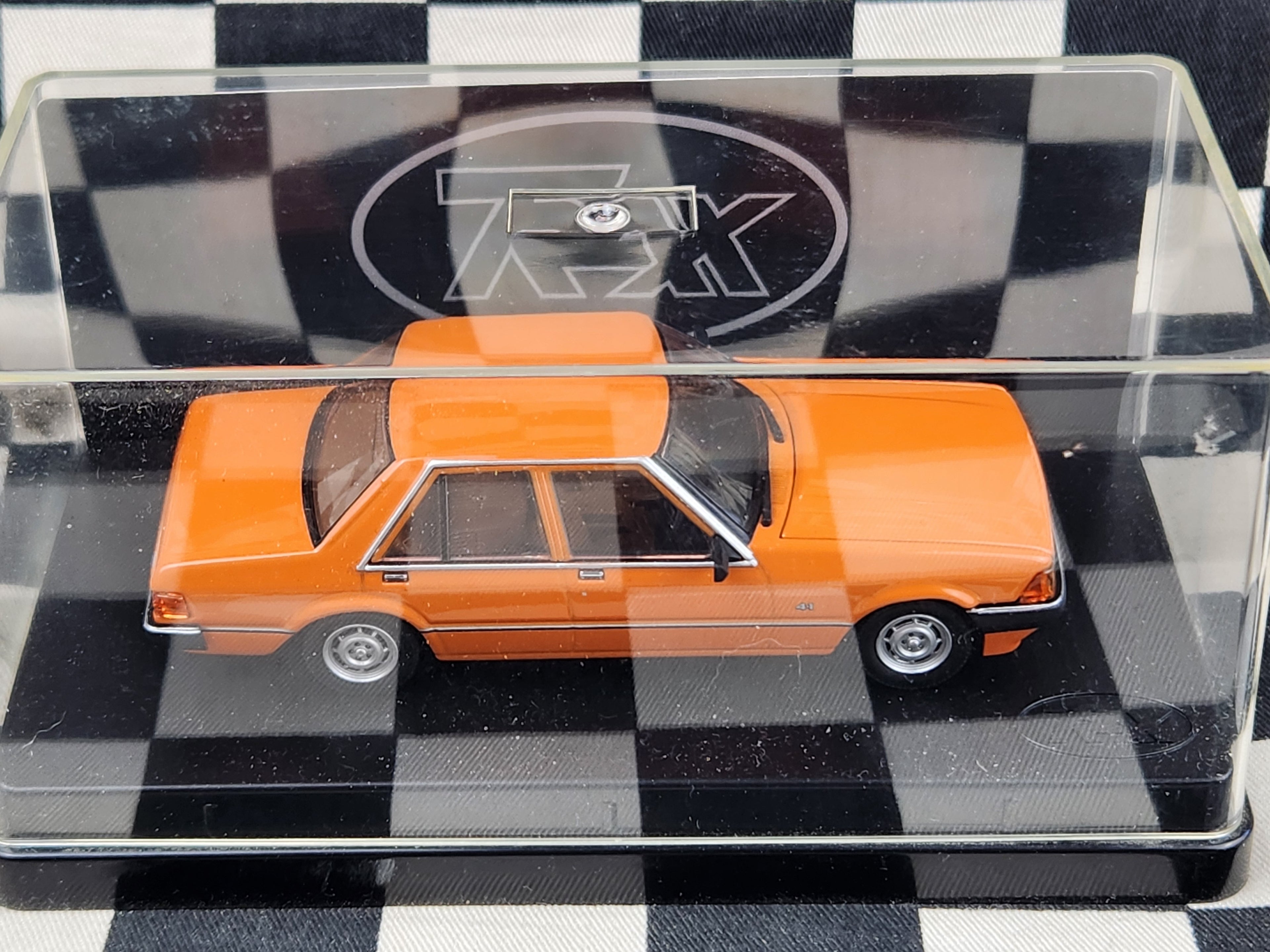 Trax 1/43 Ford XD Falcon Sedan Burnt Orange TR84