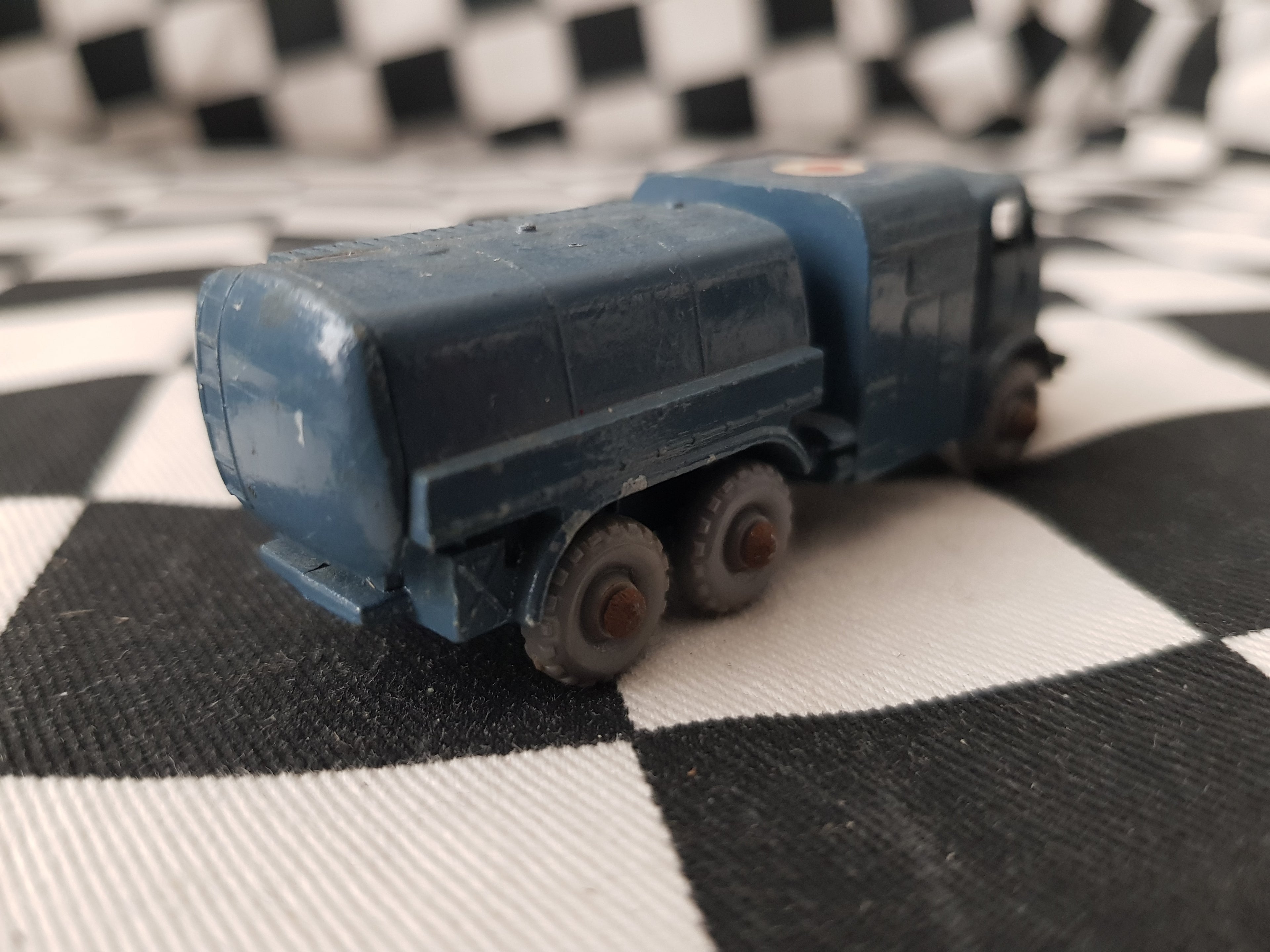 Lesney 10 Ton Pressure Refueler Raf Truck