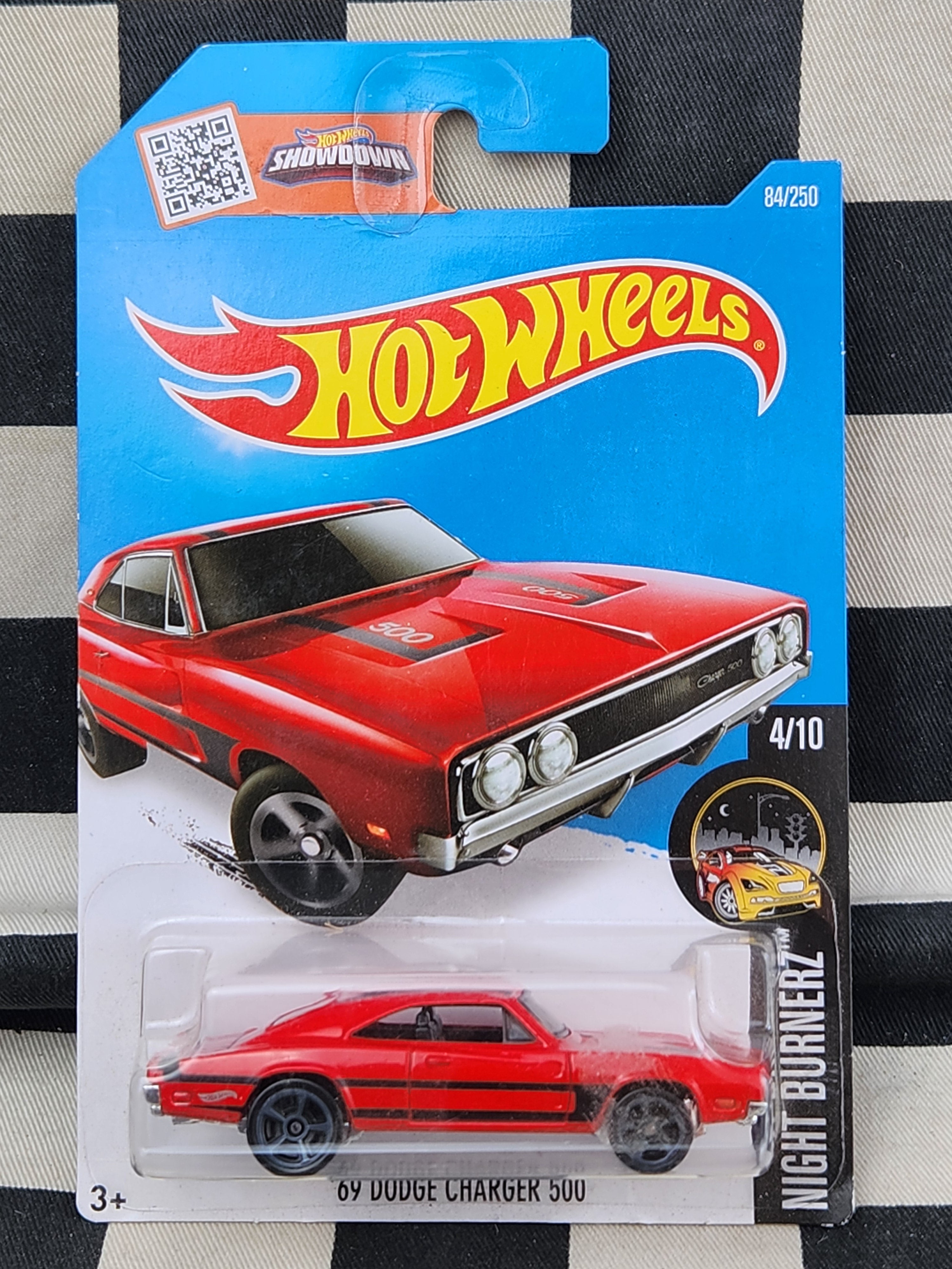 Hot Wheels 2016 Nightburnerz 69 Dodge Charger 500 Red