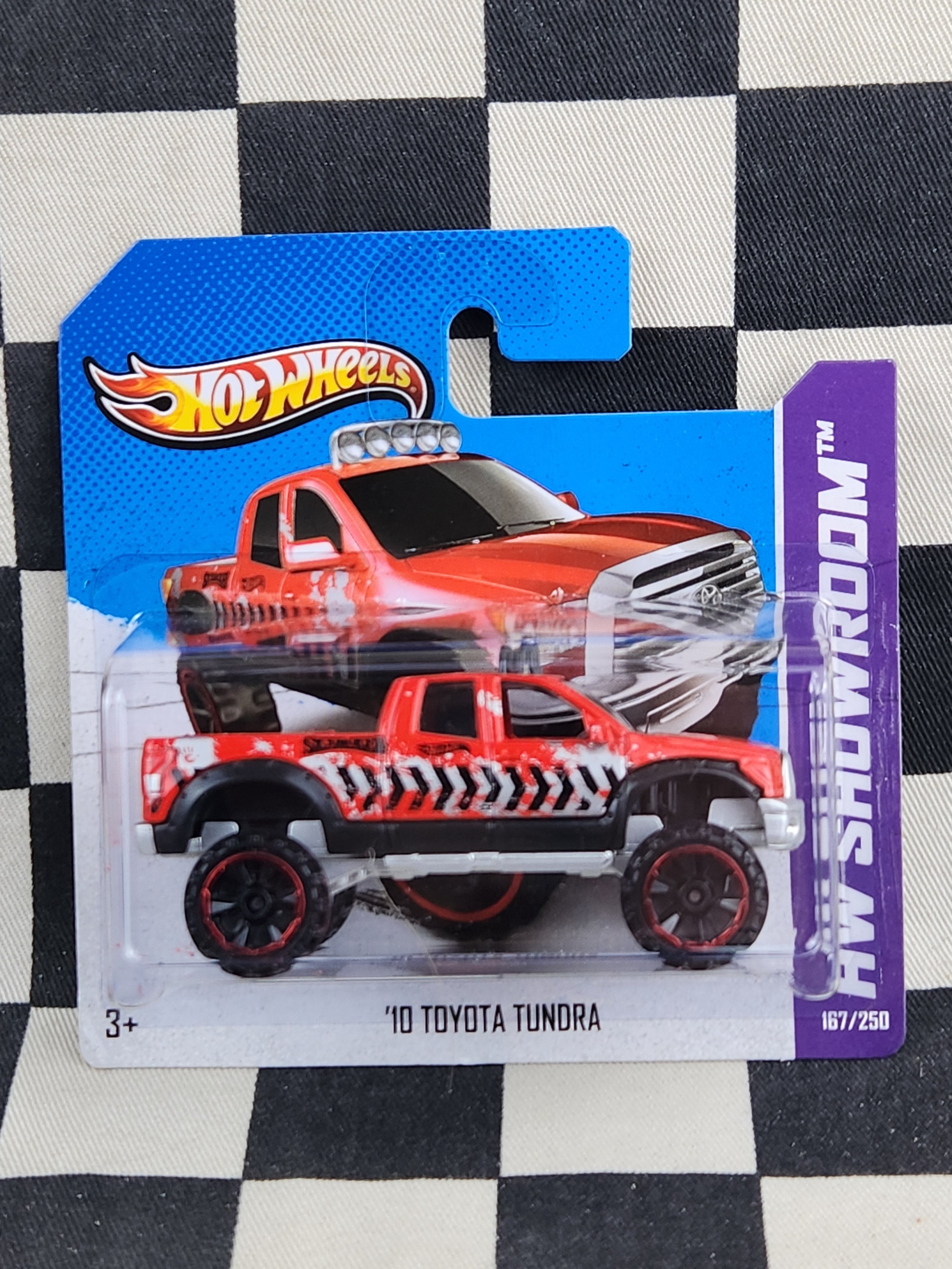 Hot Wheels 2013 Showroom 10 Toyota Tundra Pickup Truck 4x4 Red SC
