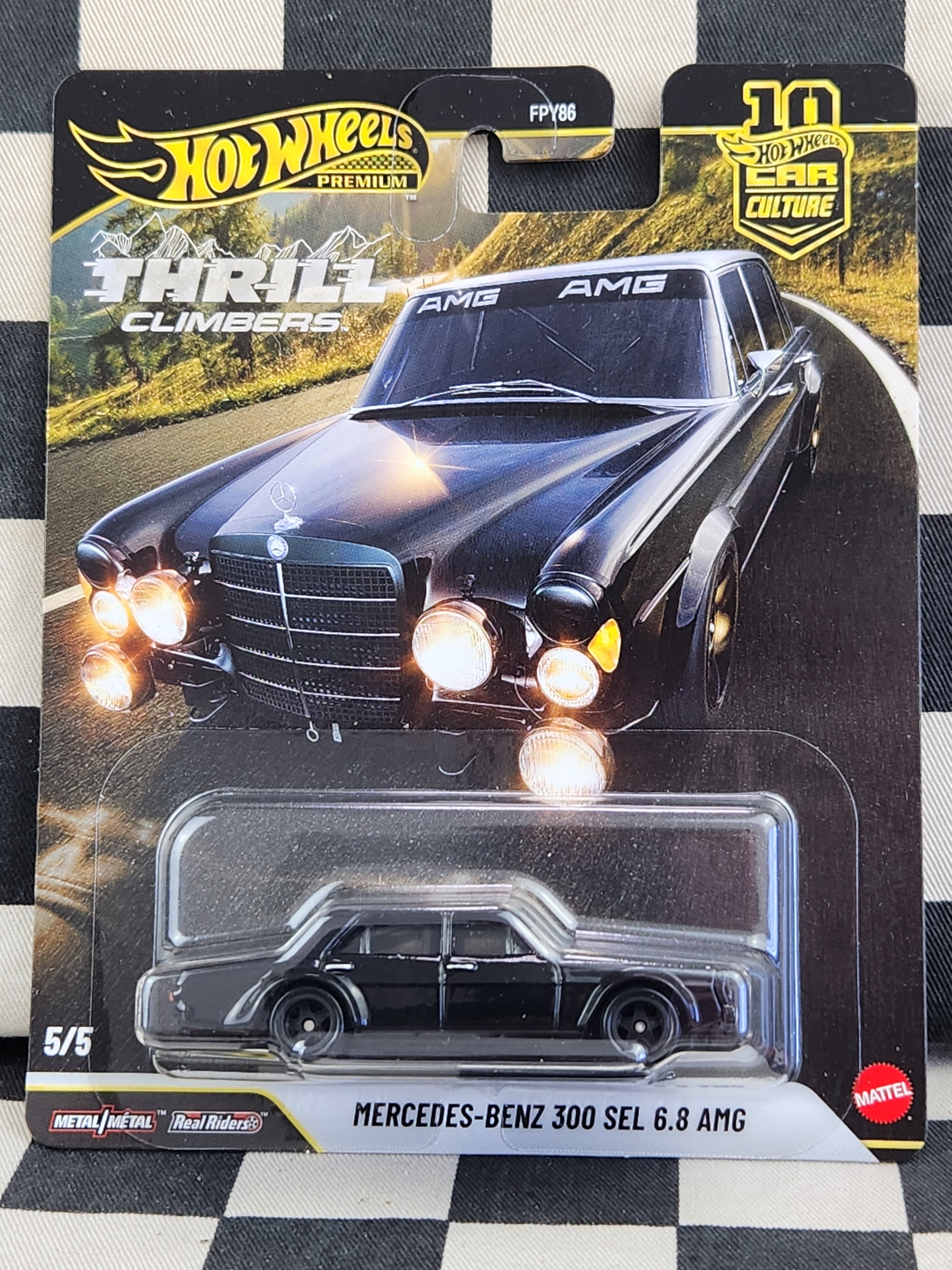 Hot Wheels Premium Thrill Climbers Mercedes Benz 300 SEL 6.8 AMG