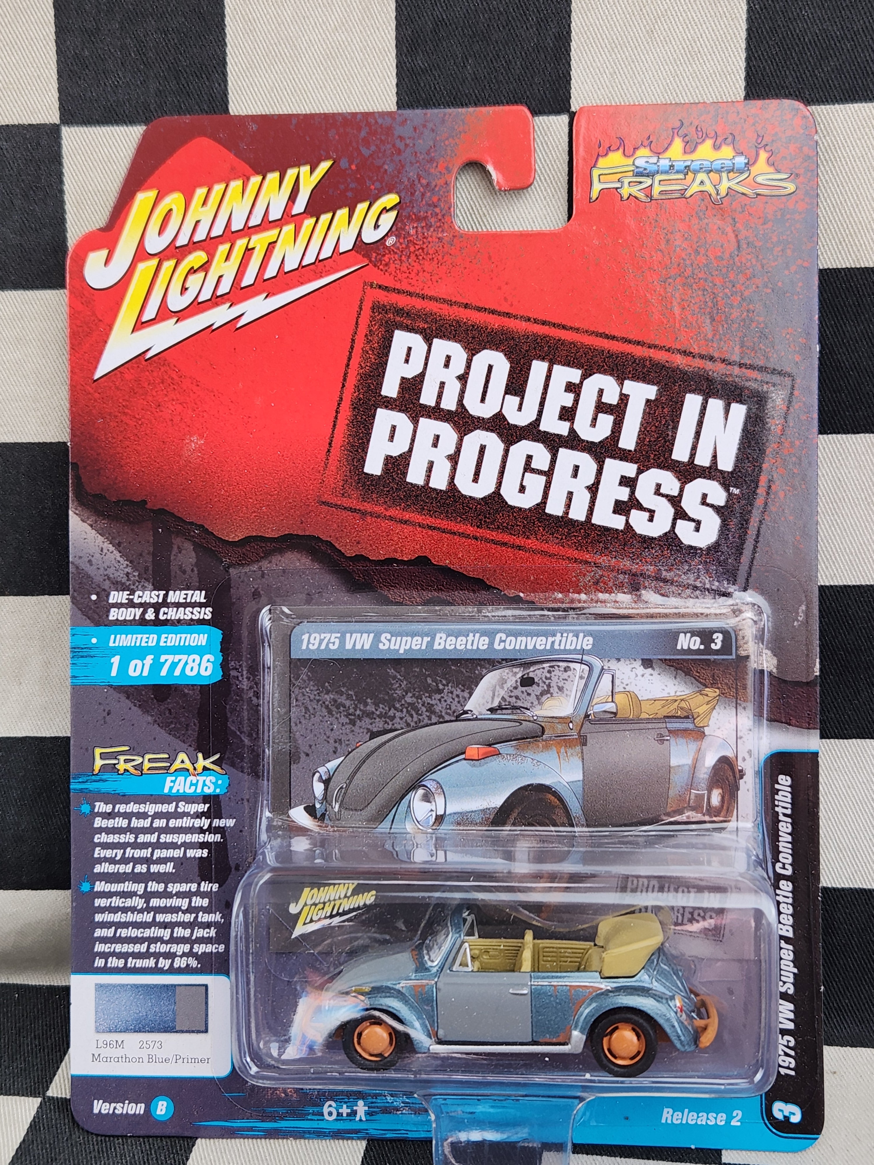 Johnny Lightning Project in Progress 1975 VW Super Beetle Convertible Blue