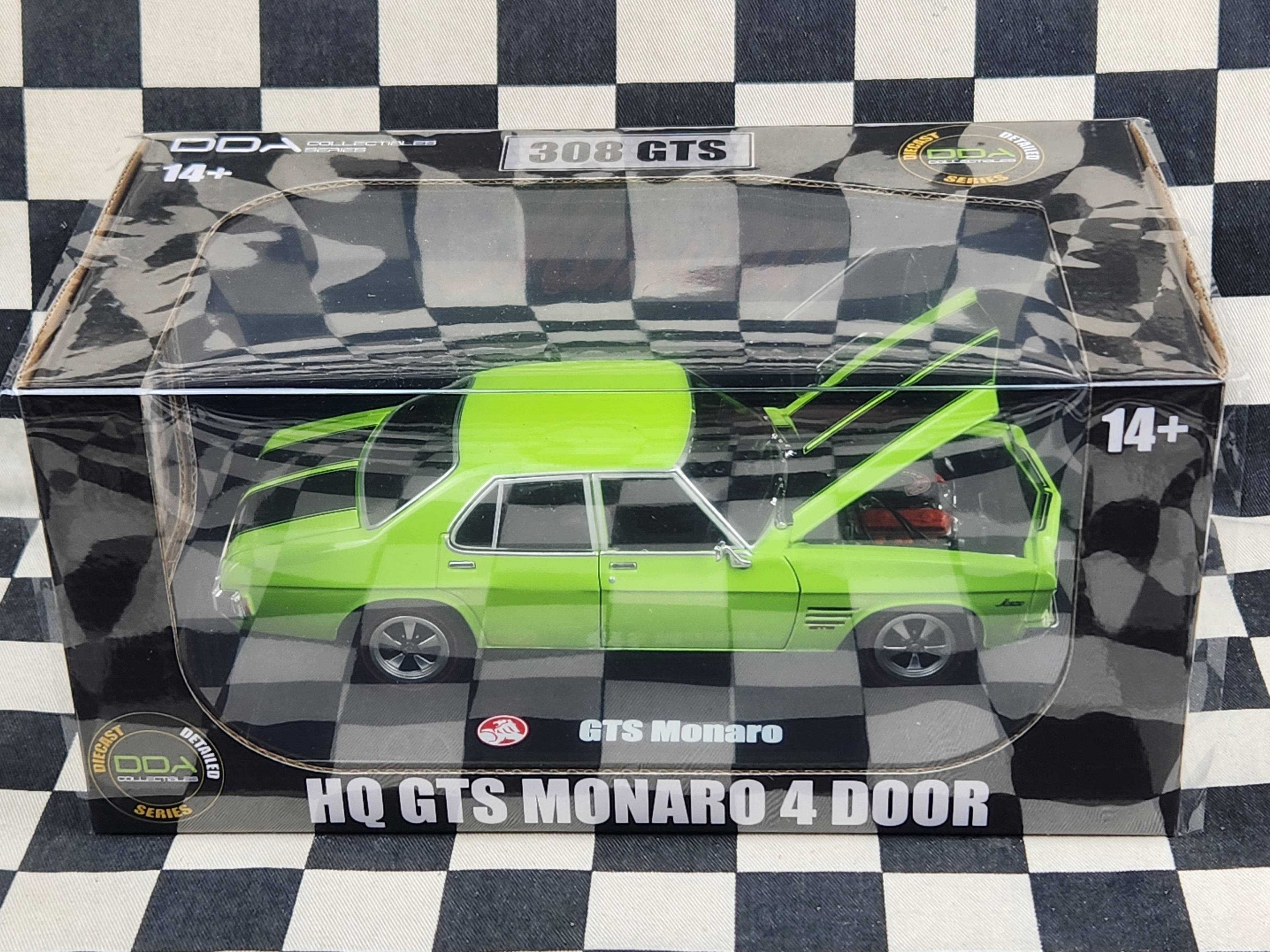 DDA Collectibles 1:24 HQ GTS Monaro 4 Door Lime Green  Detailed Series