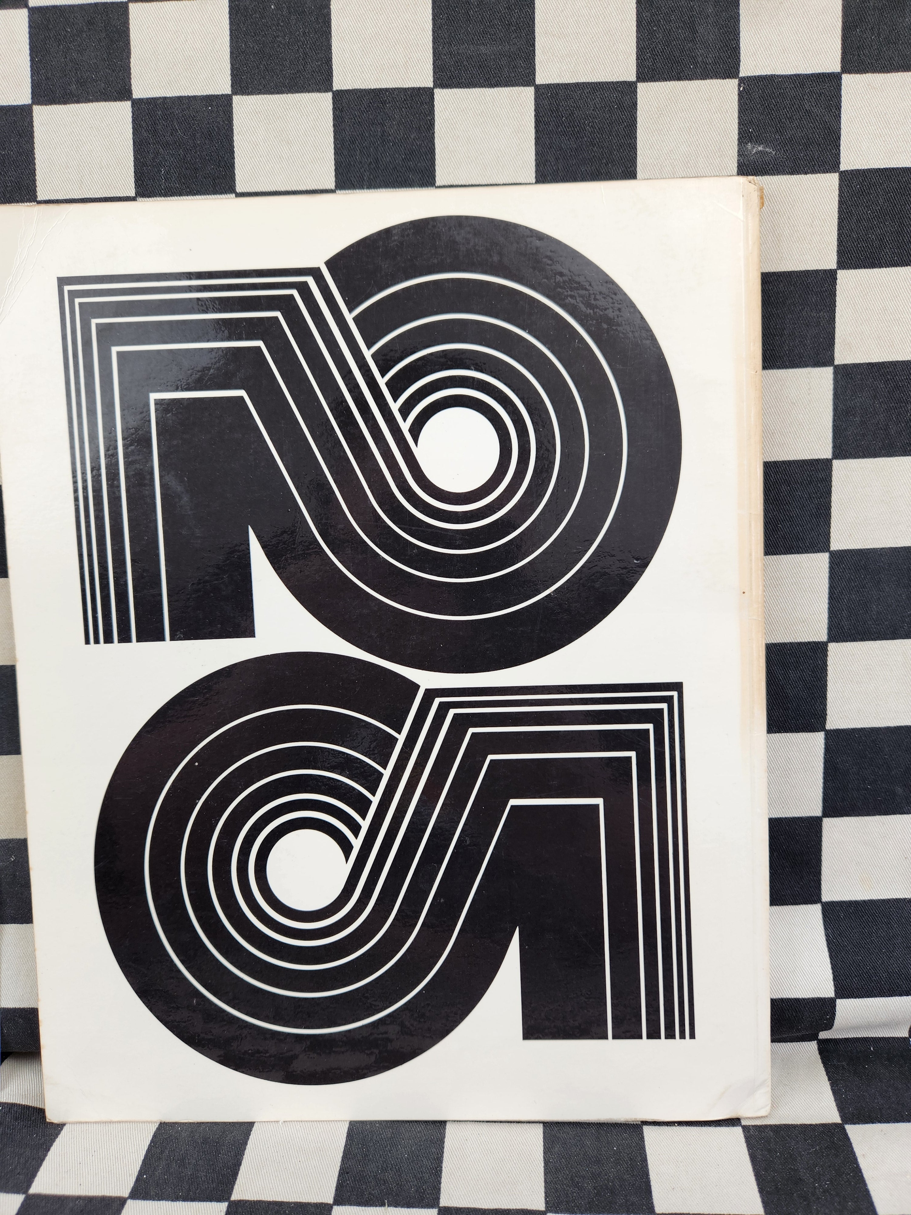 Holden 25 Years Employee Issue Commemorative Book with Original Letter