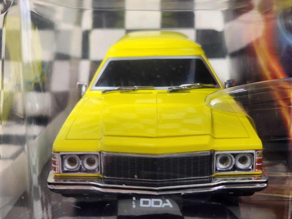 DDA Spectra Rides Plastic Light up Holden HX Sandman