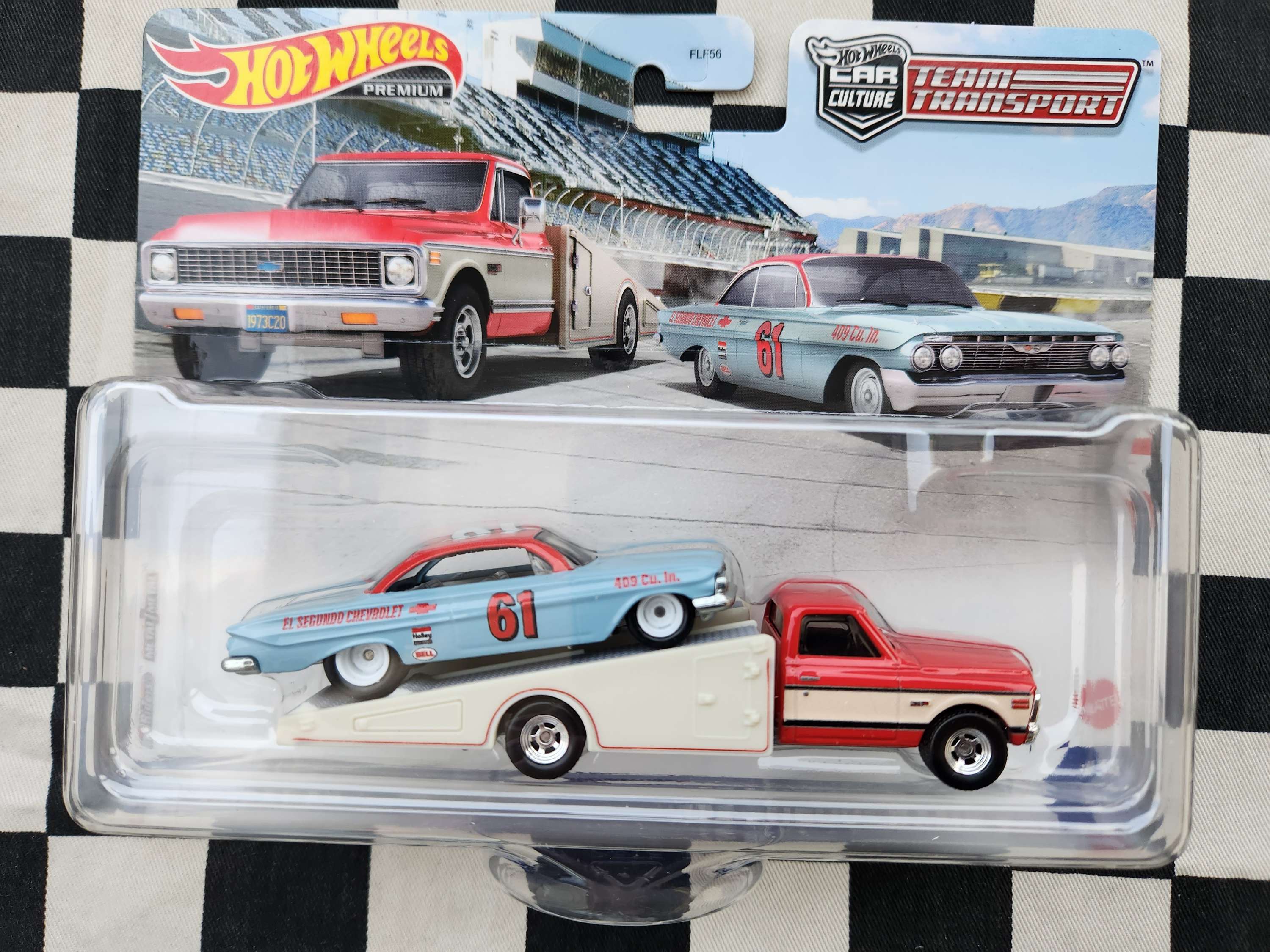 Hot Wheels Premium Team Transport #54 61 Impala / 72 Chevy Ramp Truck