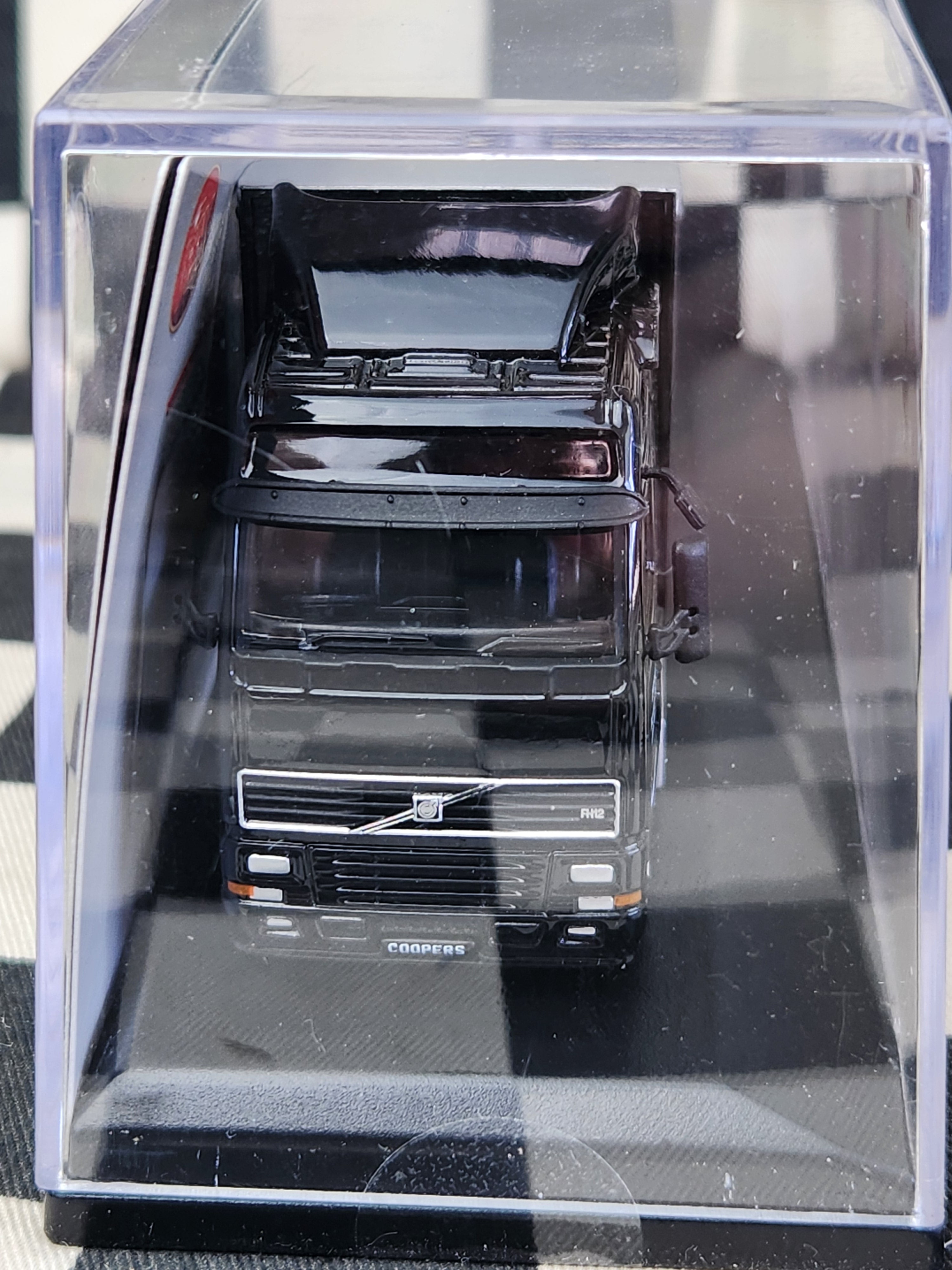 Trax Volvo Truck Coopers Brewery TR100B