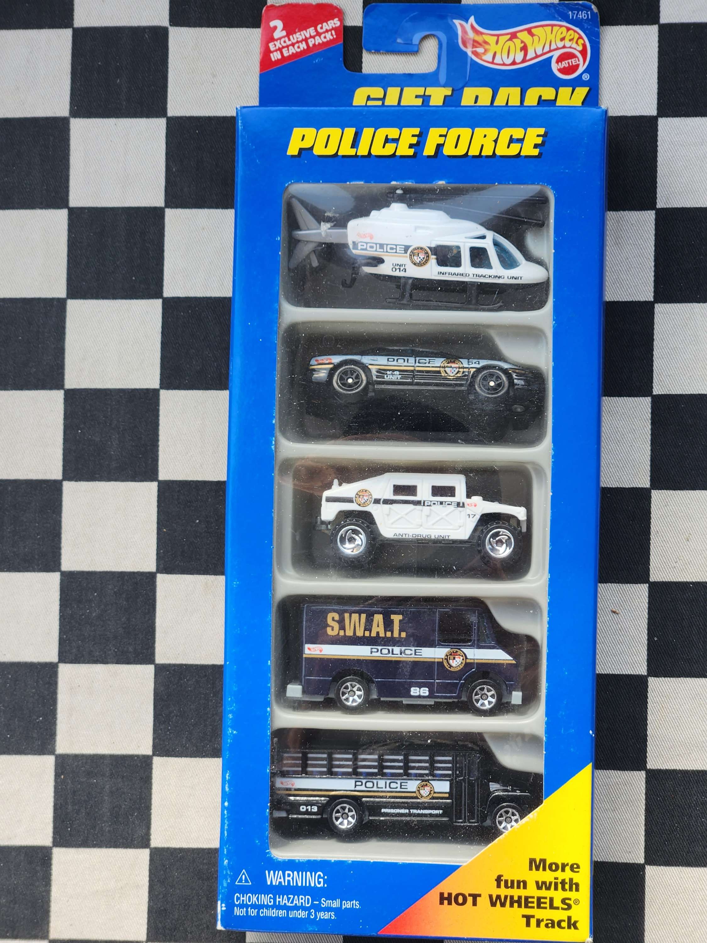 Hot Wheels 1996 5 pack Exclusive Police Force Swat Hummer Helicopter Prison Bus