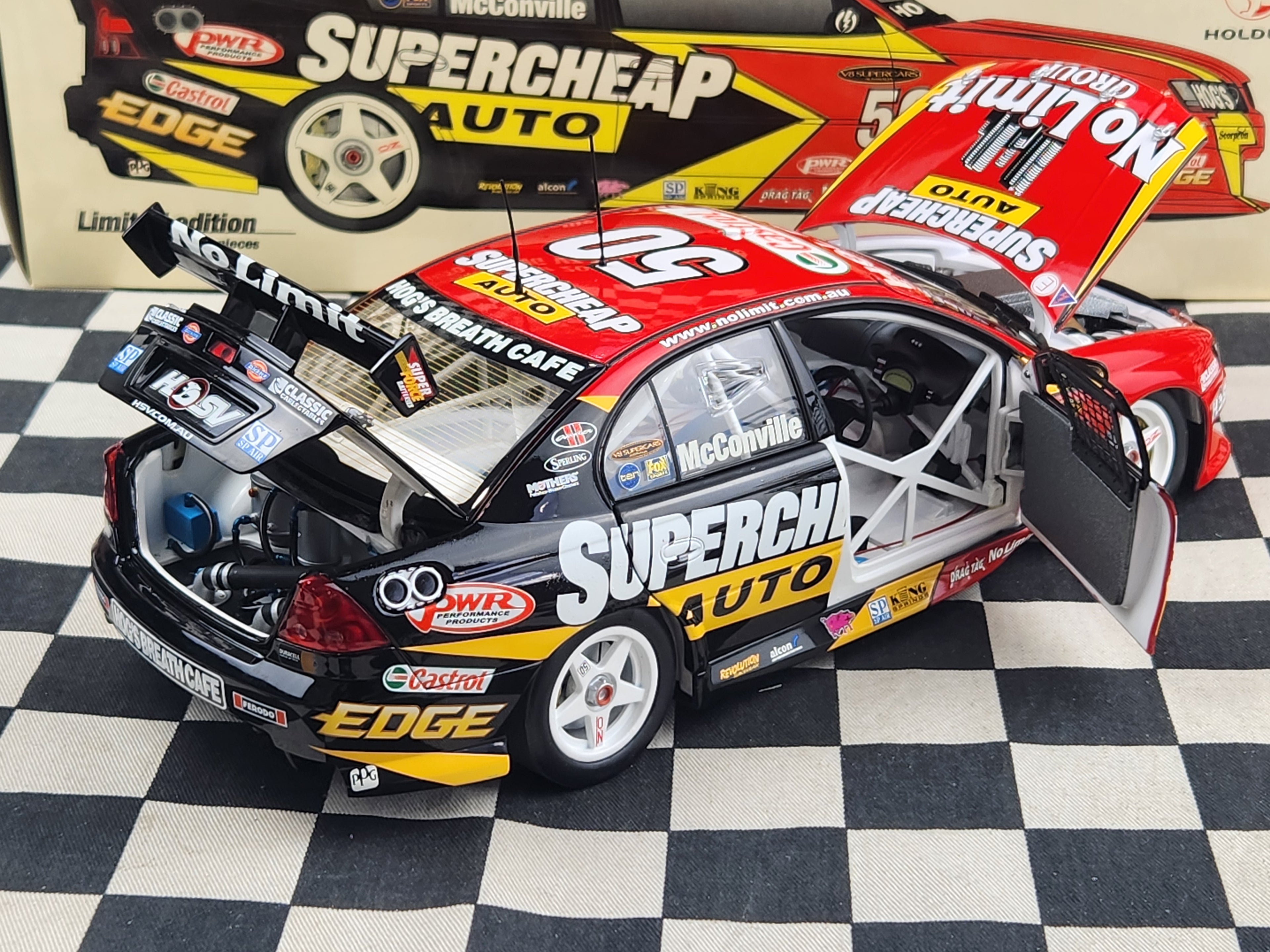 Classic Carlectables 1:18 2006 Supercheap Auto VZ Commodore Cameron McConville