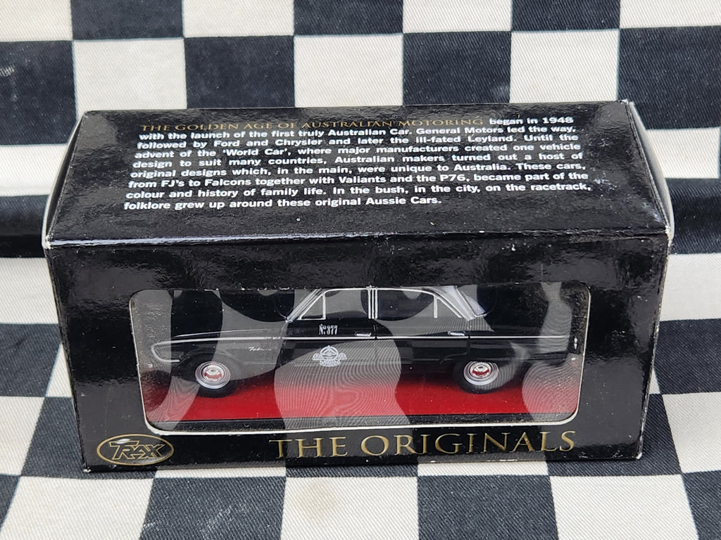 Trax 1/43Ford XK Falcon Silver Top Taxi TR26J
