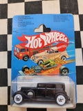 Hot Wheels 1982 Blue Card Classic Packard Black Whitewall Tyres