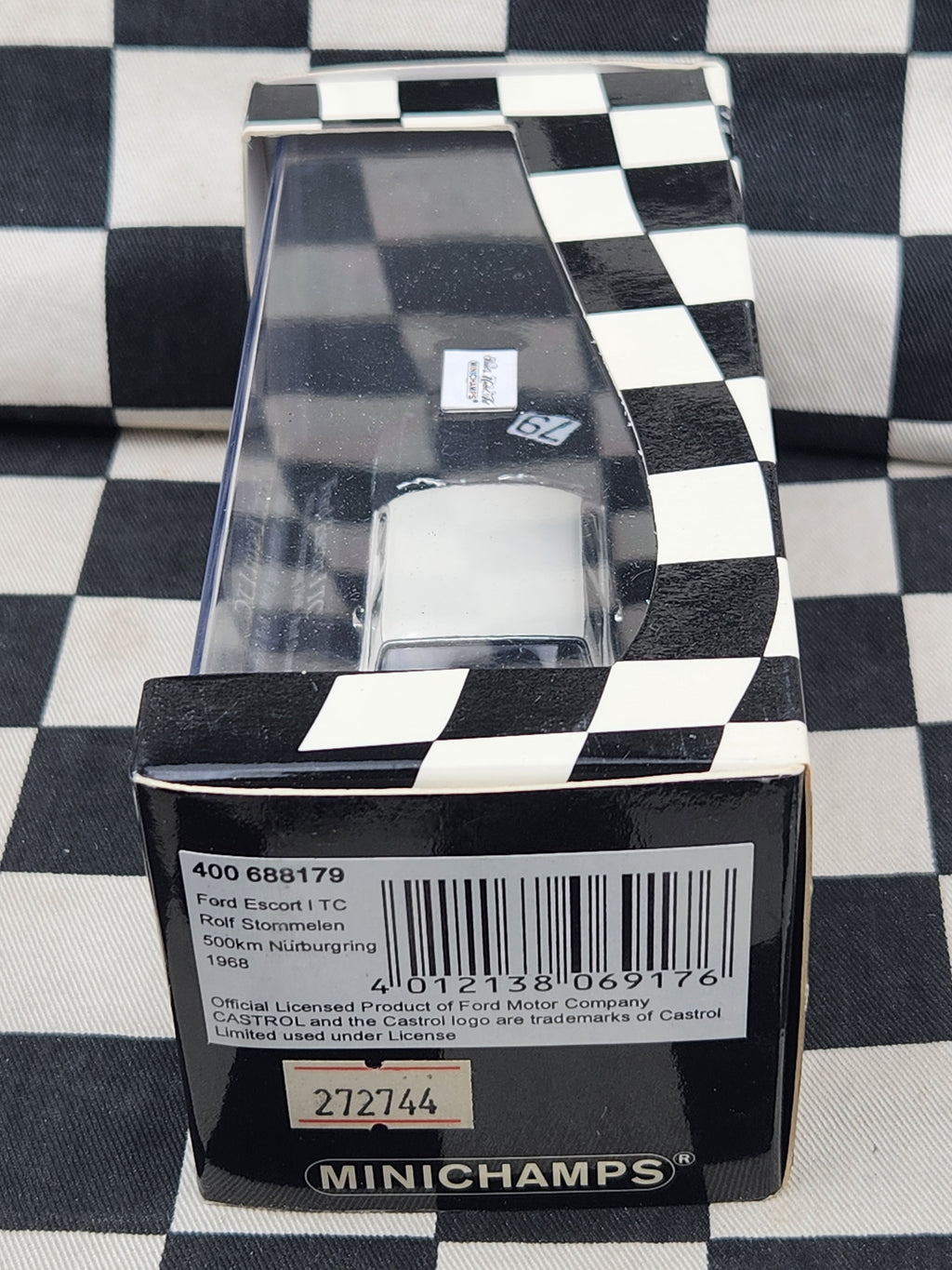 Minichamps 1:43 Ford Escort Mk1 TC 500km Nurburgring 1968 Rolf Stommelen