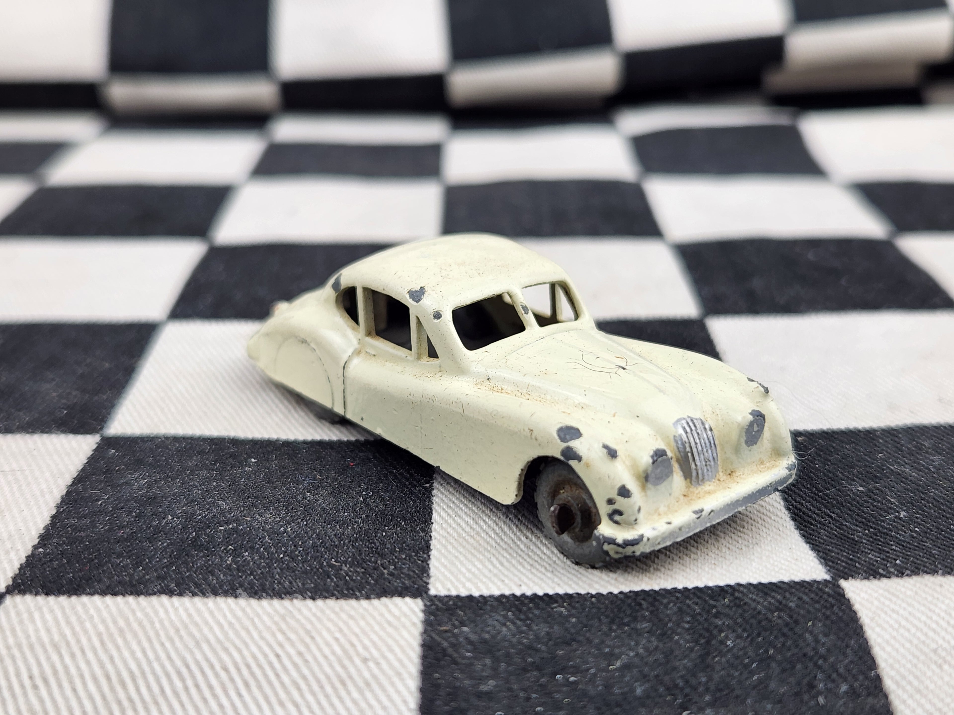 Vintage Loose Matchbox Lesney Jaguar XK140 Creamy White