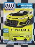 Auto World Modern Muscle 2019 Nickey Chevy Camaro ZL1 1LE Shock