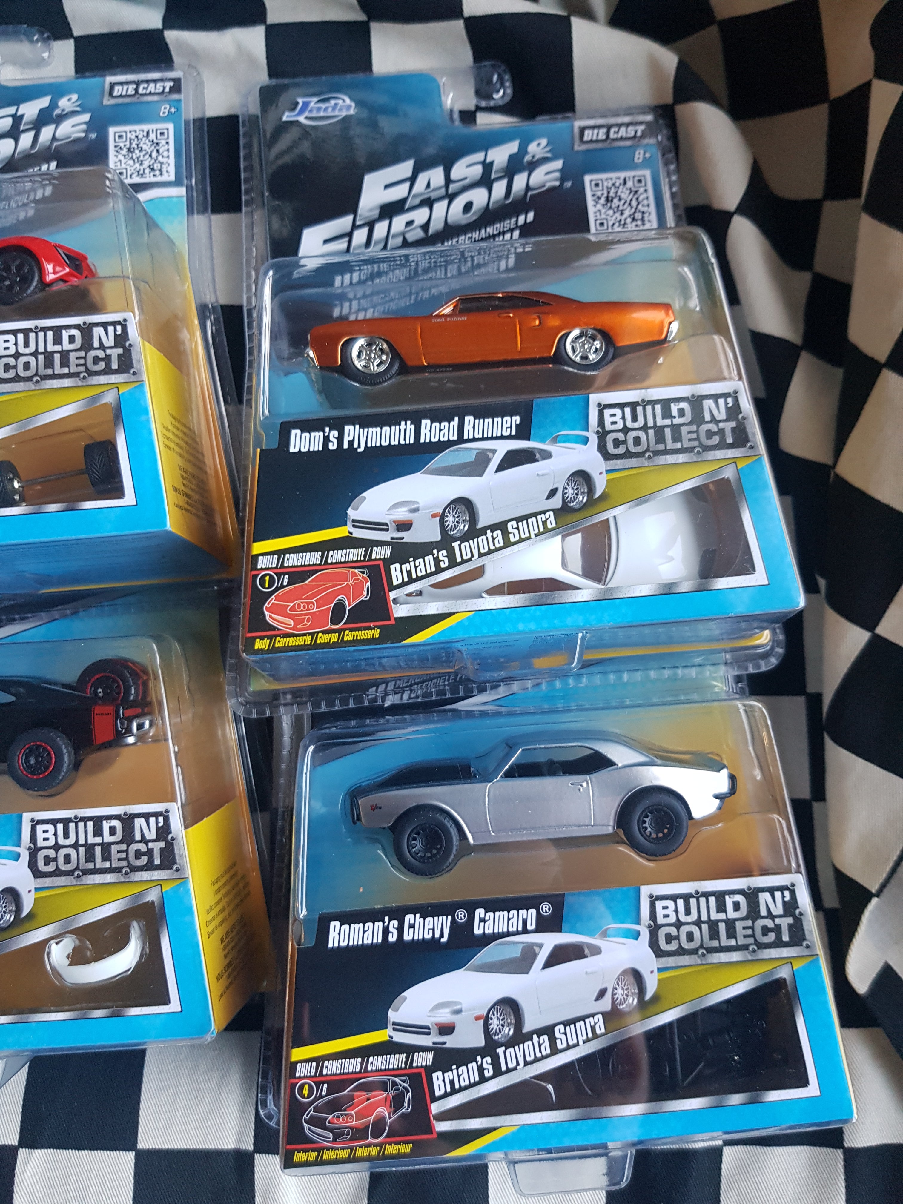 Jada Fast & Furious Set of Build N Collect Cars Plus Peterbilt 387 Hauler  Truck