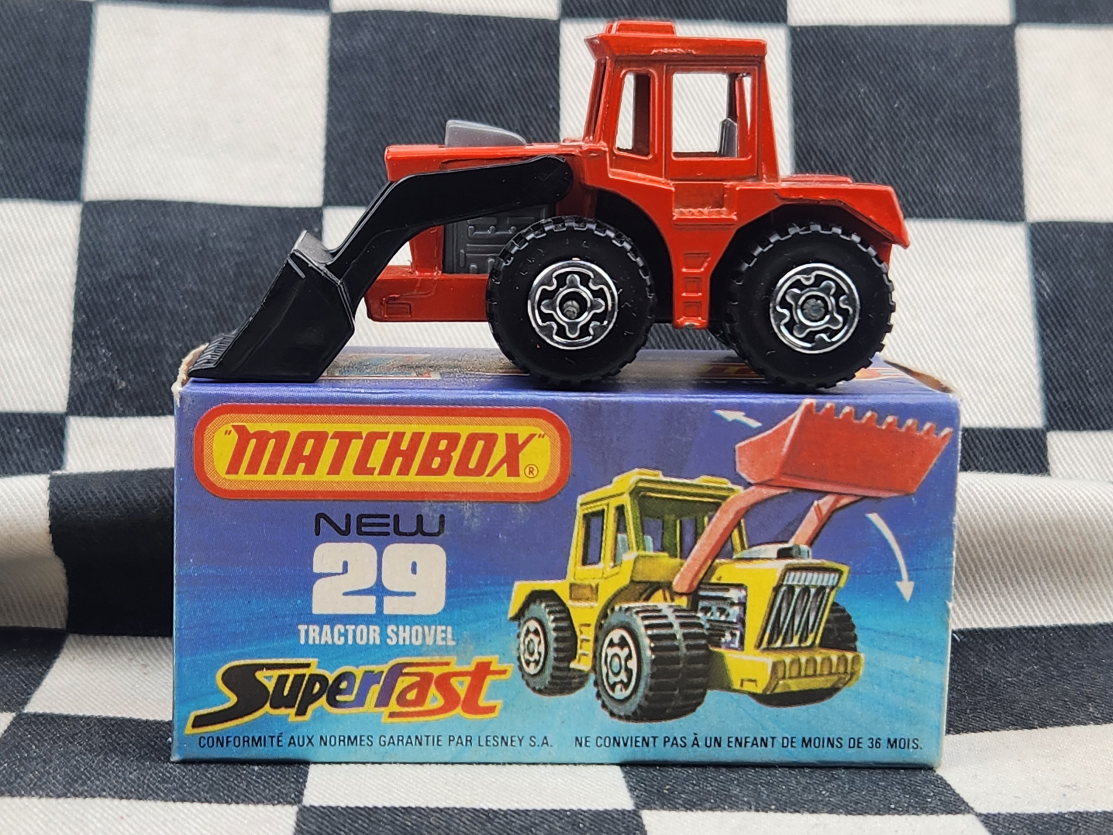 Vintage 1975 Matchbox Tractor Shovel Orange in Original Box