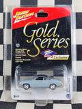 Johnny Lightning Gold Series Collector Club Exclusive 64 Volkswagen Karmann Ghia