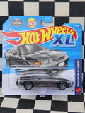 Hot Wheels XL Nissan Skyline GT-R R32