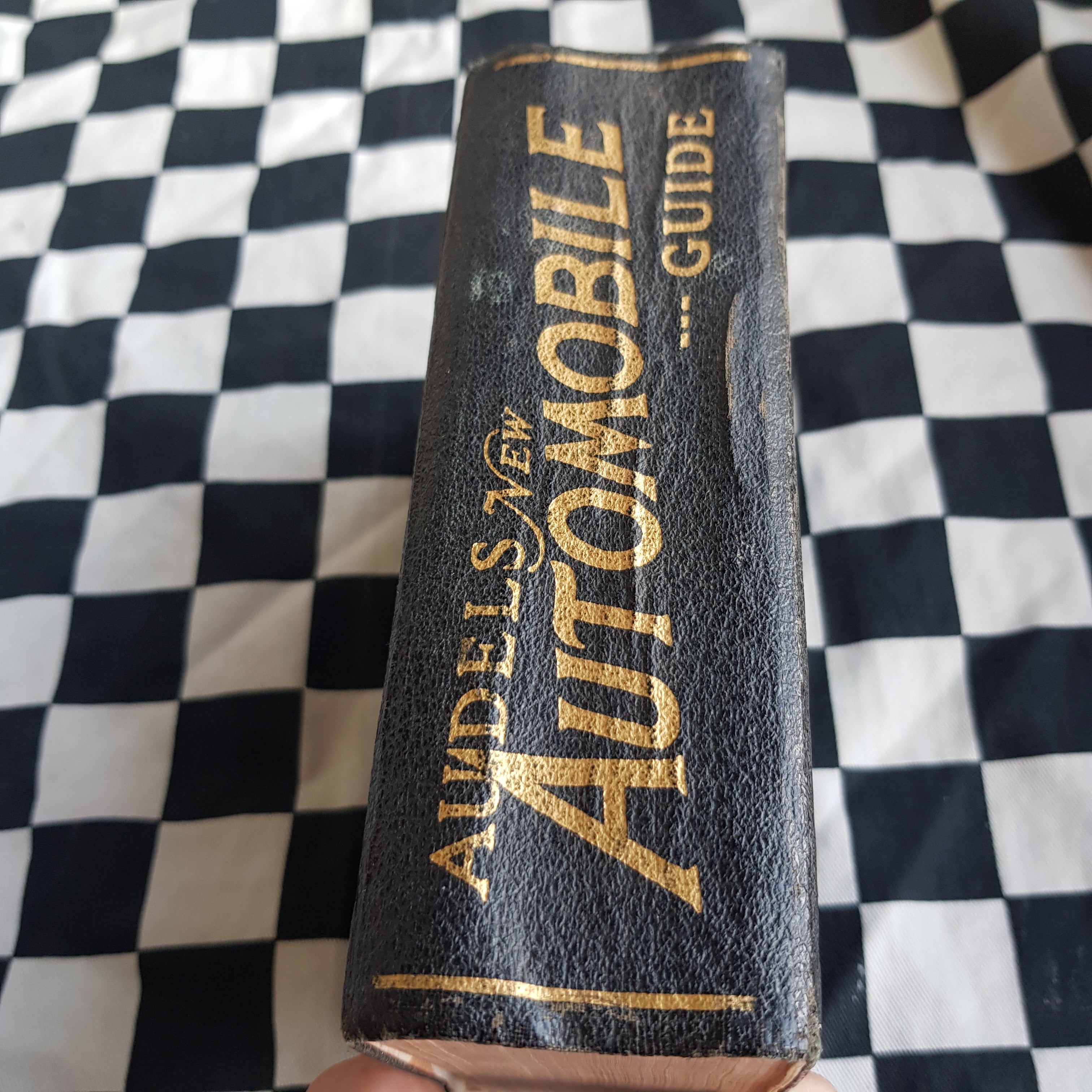 Antique Audells New Autombile Guide for Mechanics Operators & Servicemen