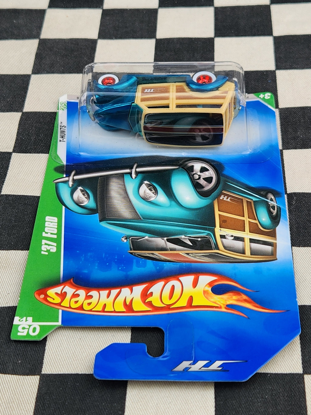 Hot Wheels 2009 SUPER TREASURE HUNT 37 Ford Woody