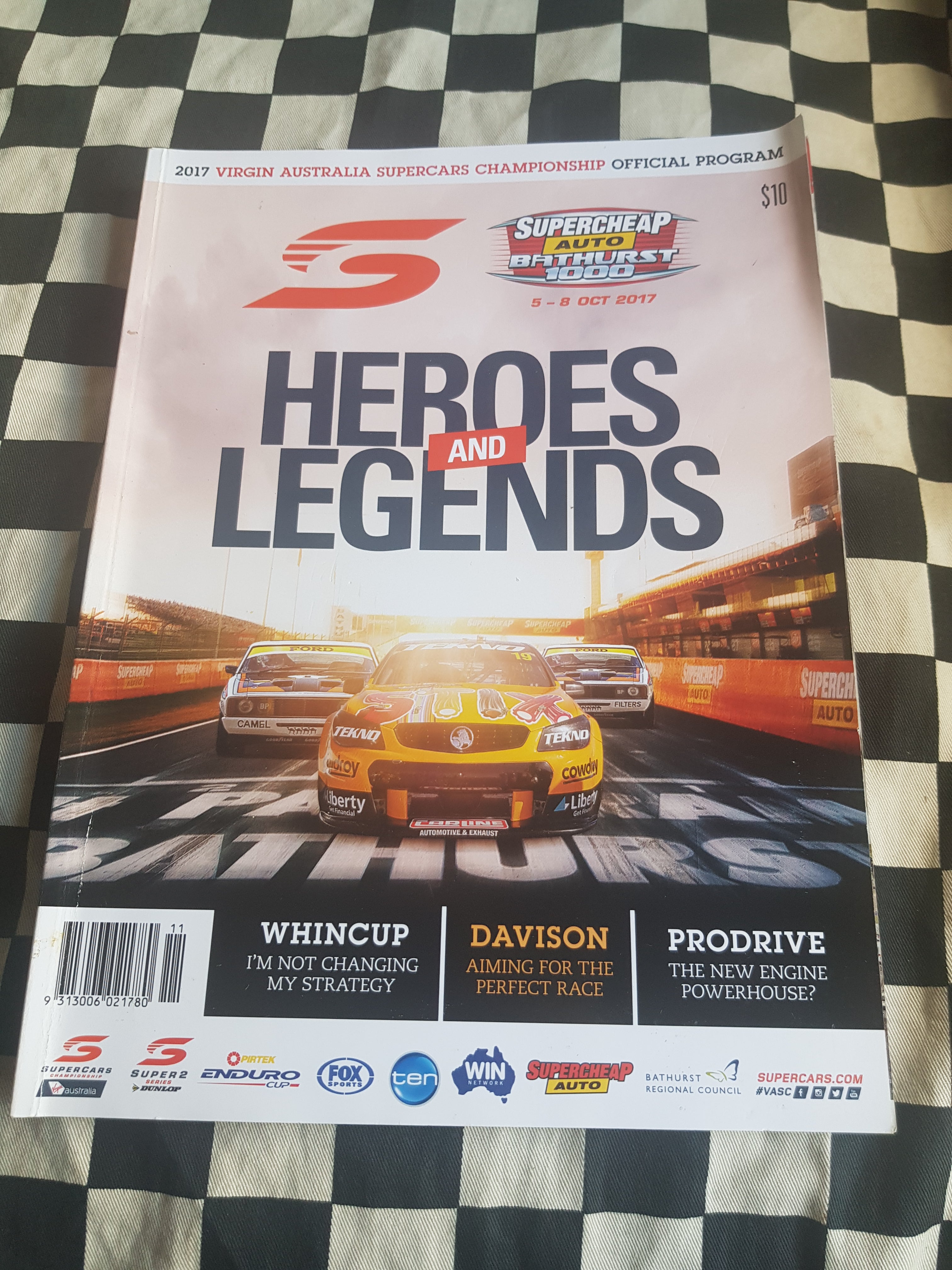 V8 Supercars Programme Magazine 2017
