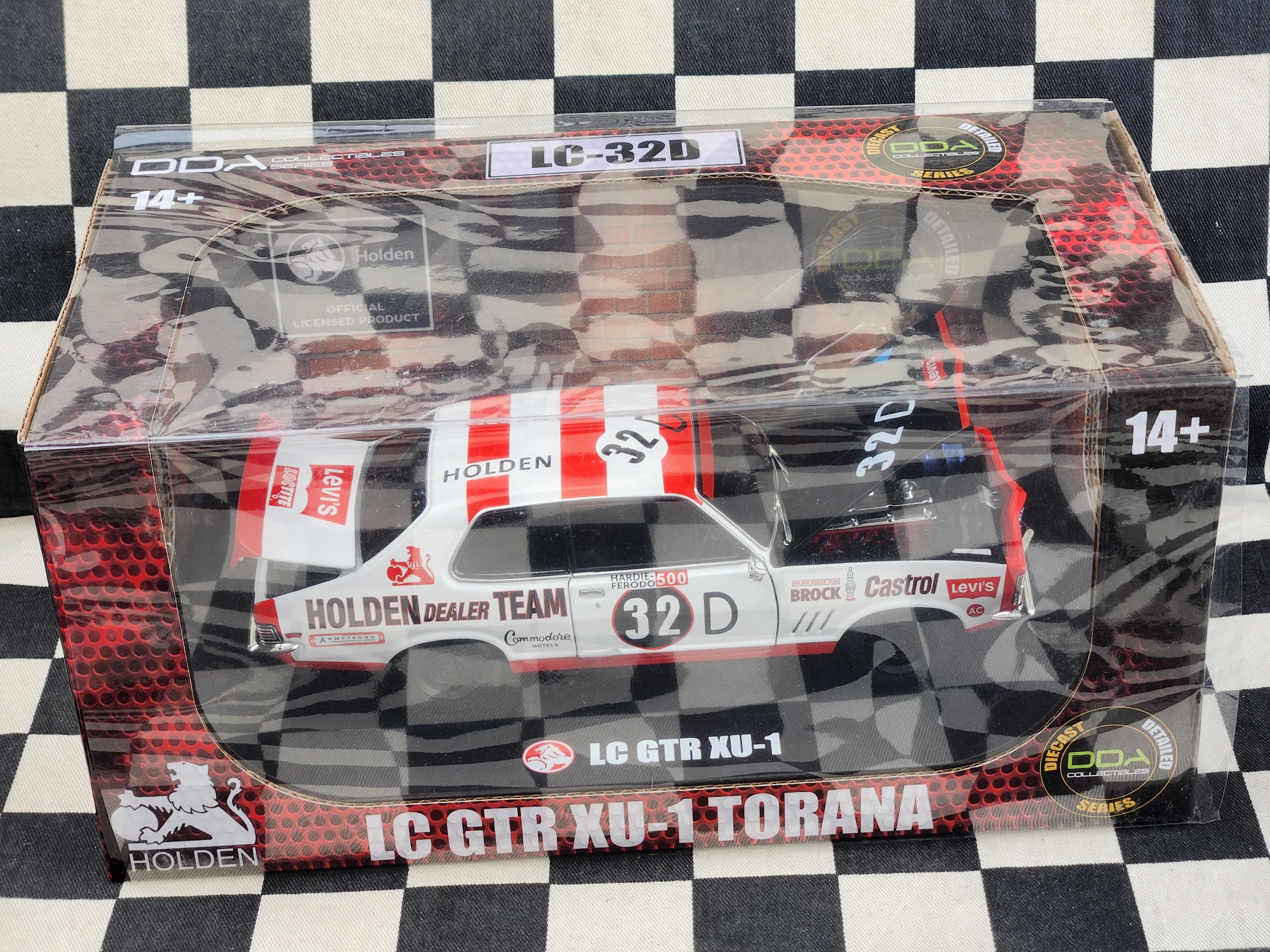 DDA 1/24 Brock LC GTR XU1 Torana HDT 32D