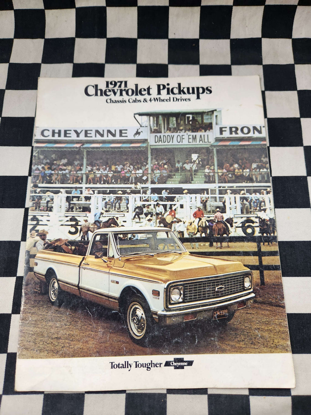 Original 1971 Chevrolet Pickups Full Sales Brochure C10 C20 C30 4x4