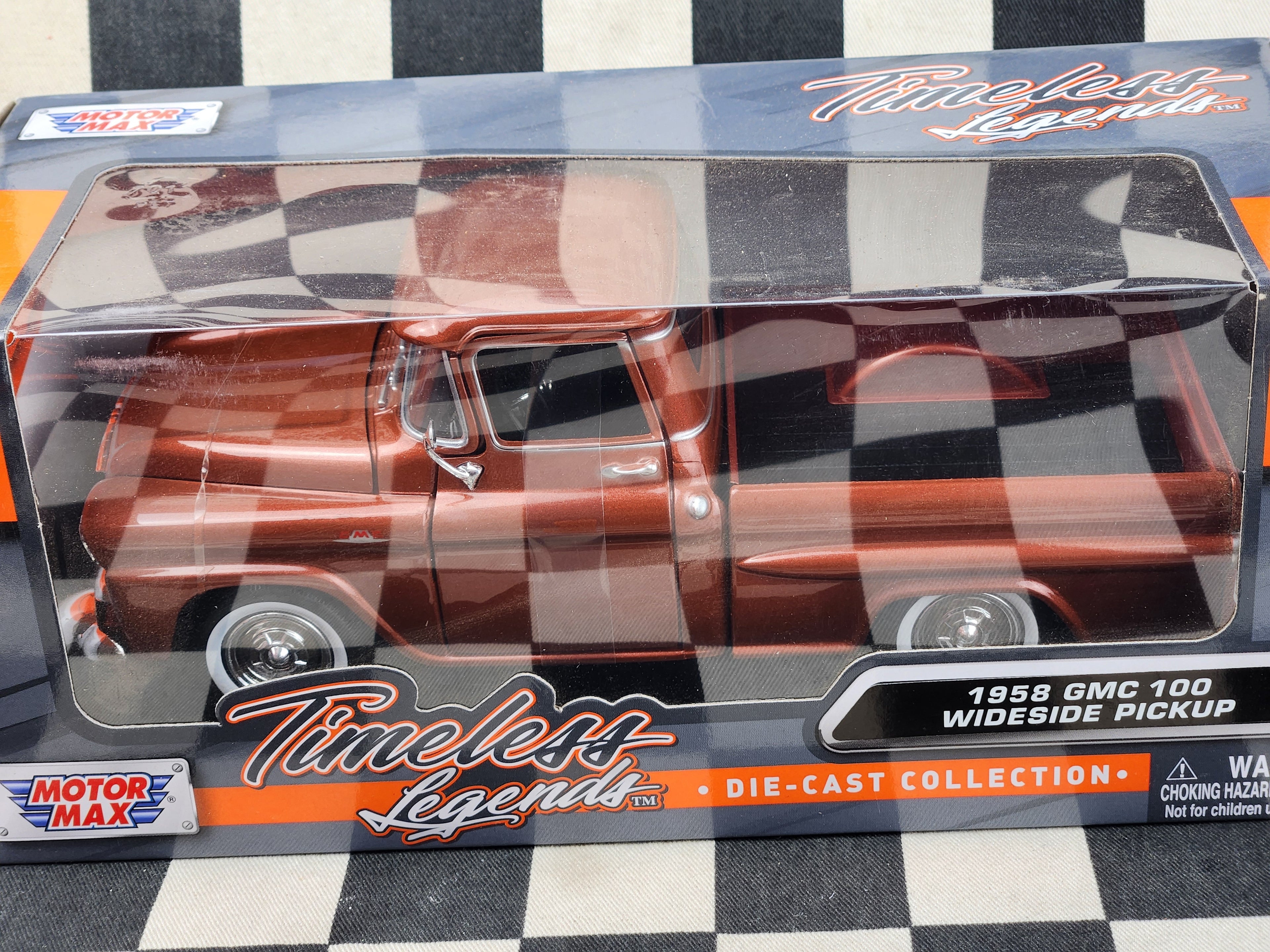 Motor Max 1/24 Timeless Legends 1958 GMC 100 Wideside Pickup