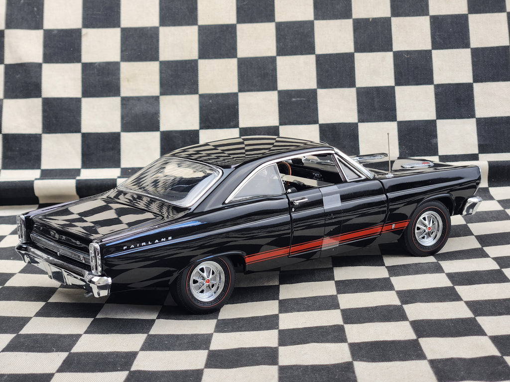 1/18 GMP 1966 Ford Fairlane GTA Black