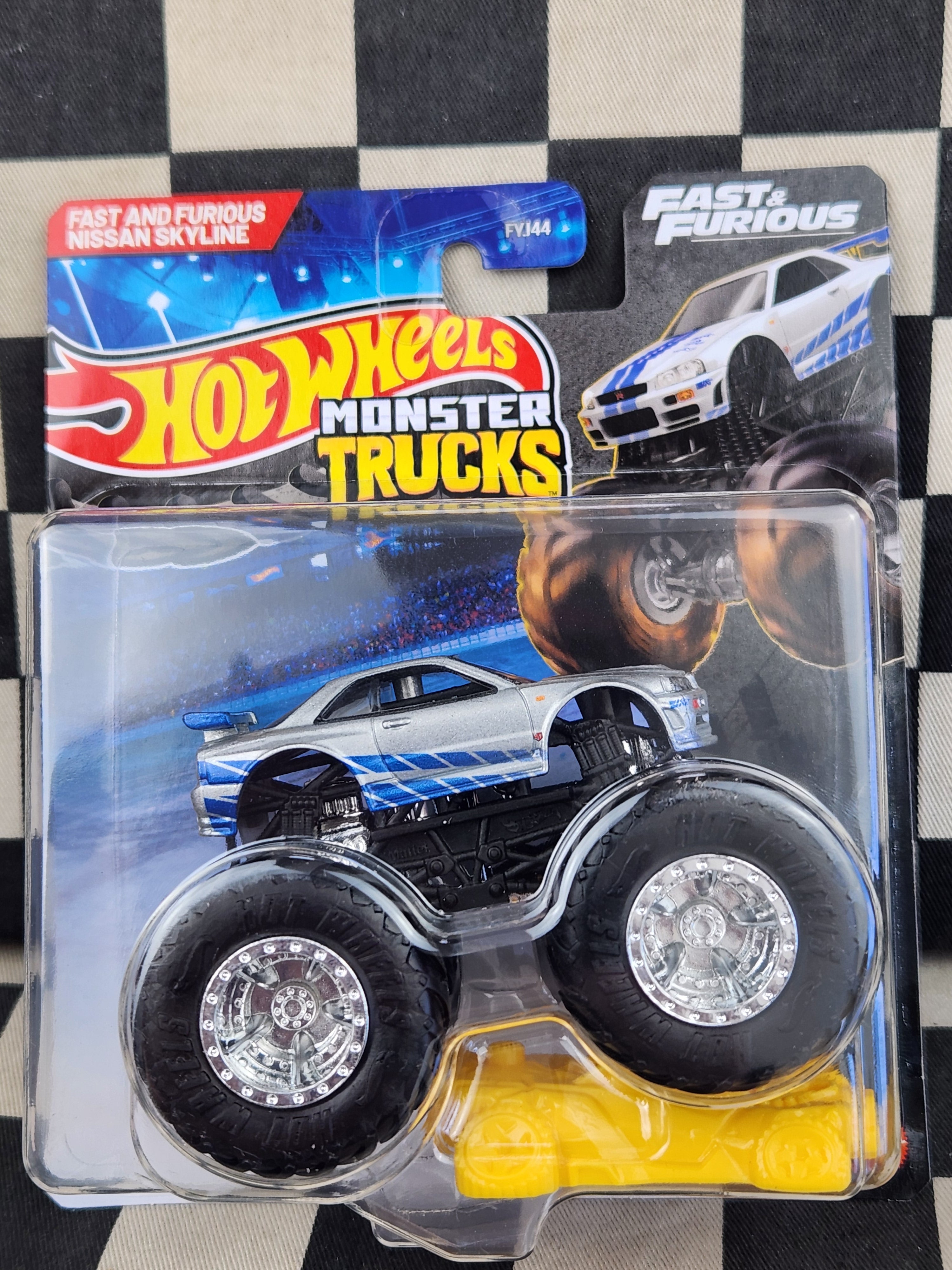 Hot Wheels Monster Trucks Fast & Furious Nissan Skyline