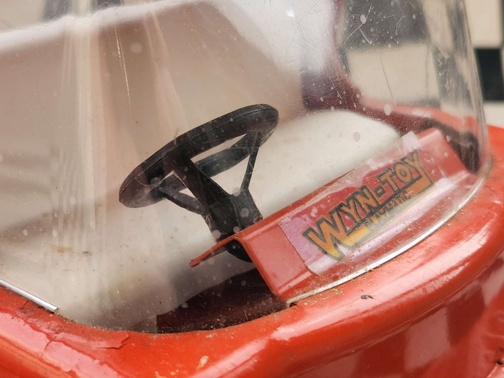 Vintage Wyn Toys Tin Dump Truck