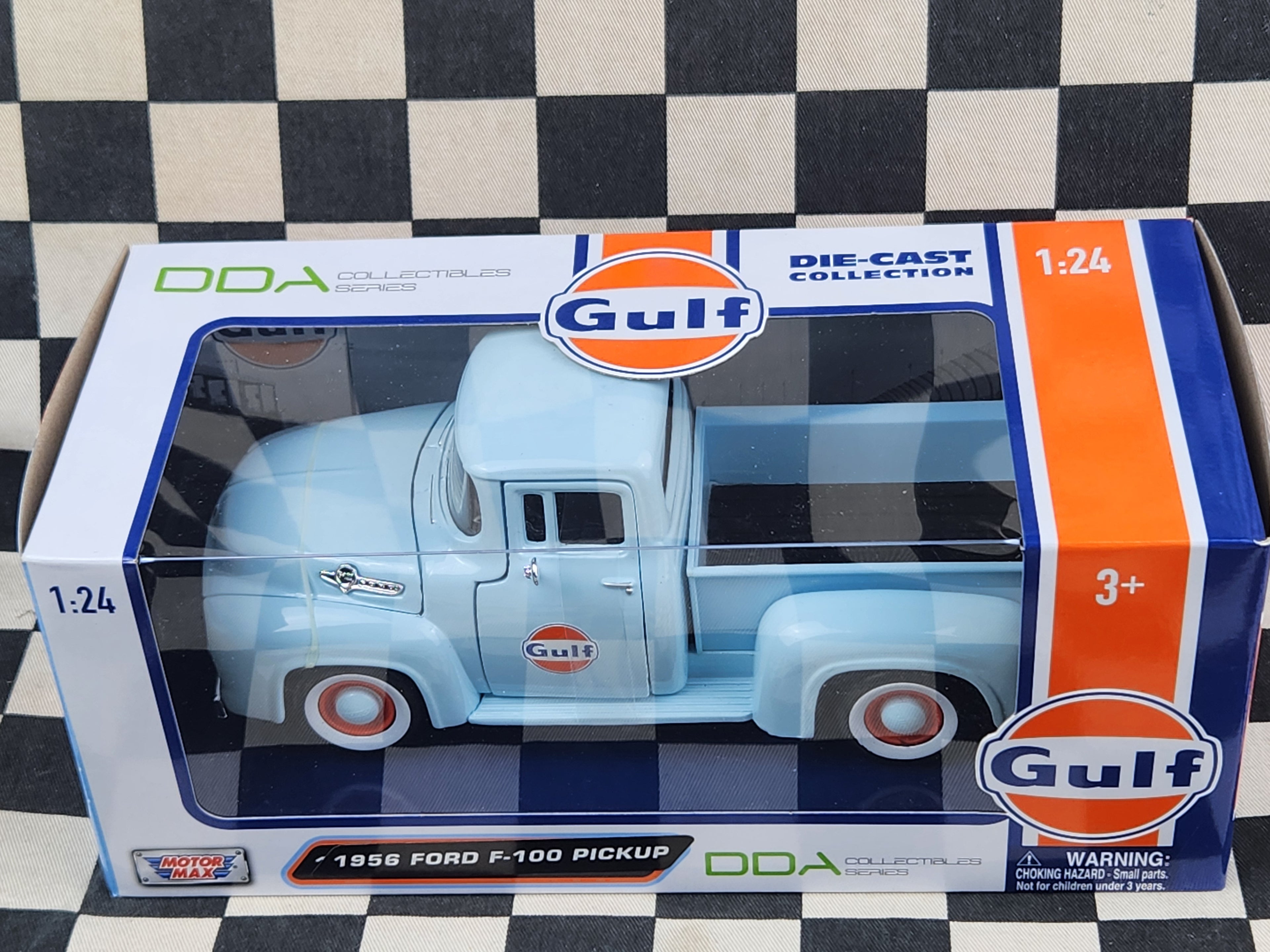 Motor Max 1:24 GULF 1956 Ford F100 Pickup Truck