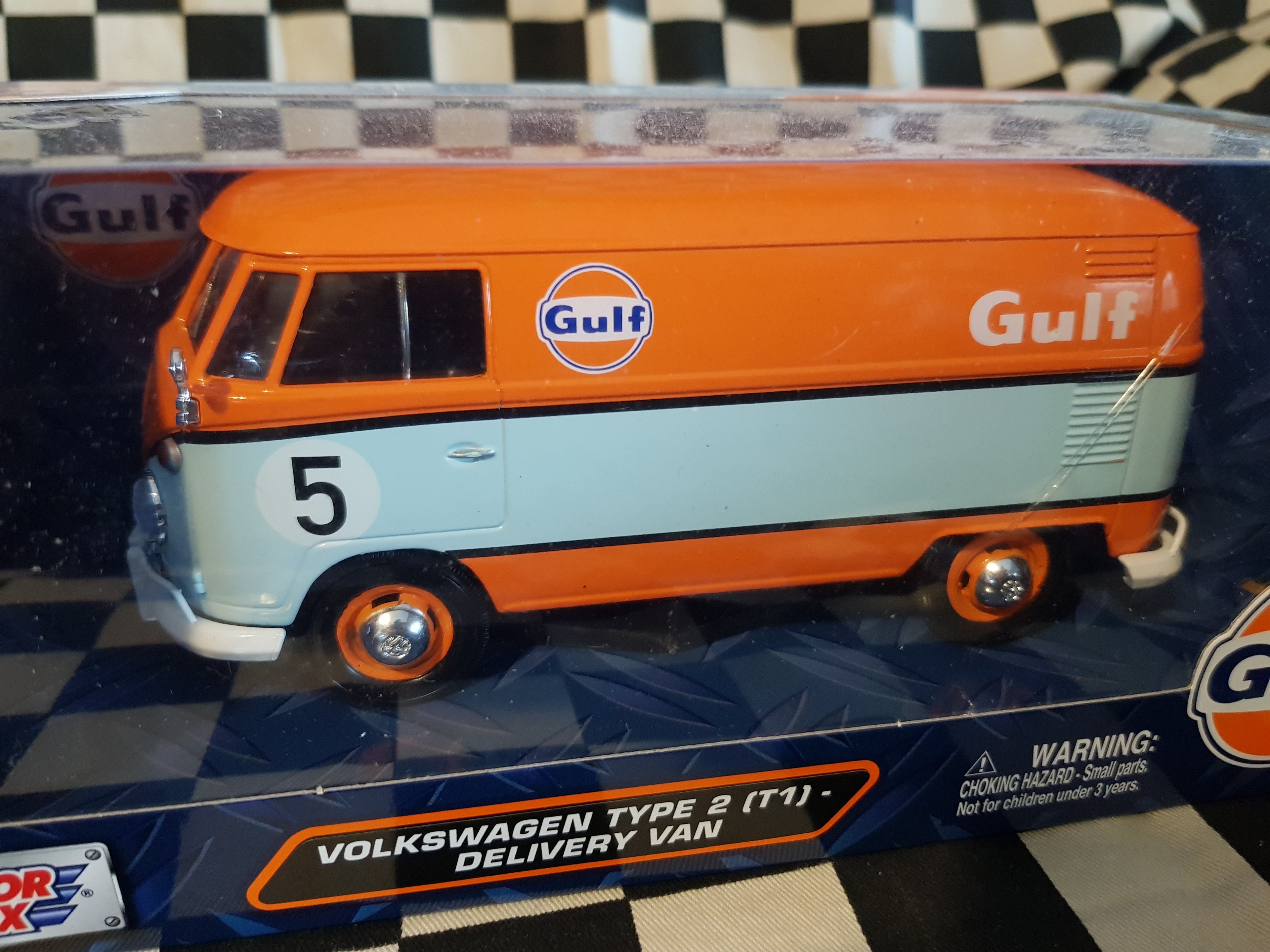 Motor Max 1:24 MIJO Exclusive GULF Volkswagen Type 2 T1 Delivery Van Kombi