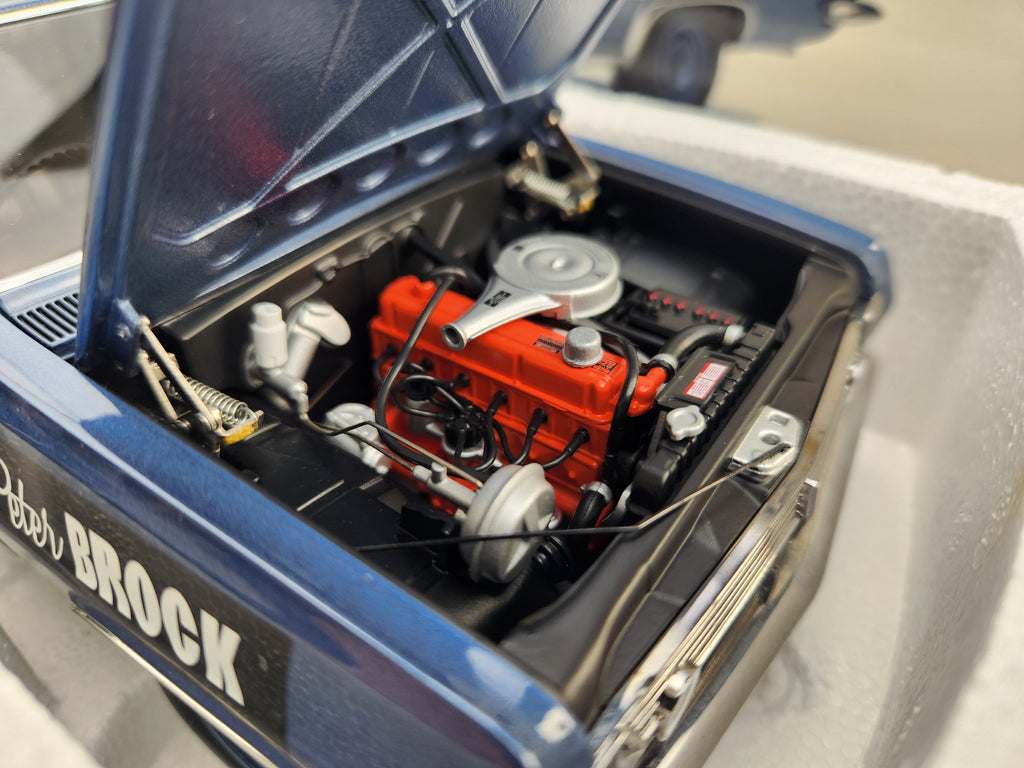 Autoart 1/18 Holden HR Premier Peter Brock 1969 Winton Raceway
