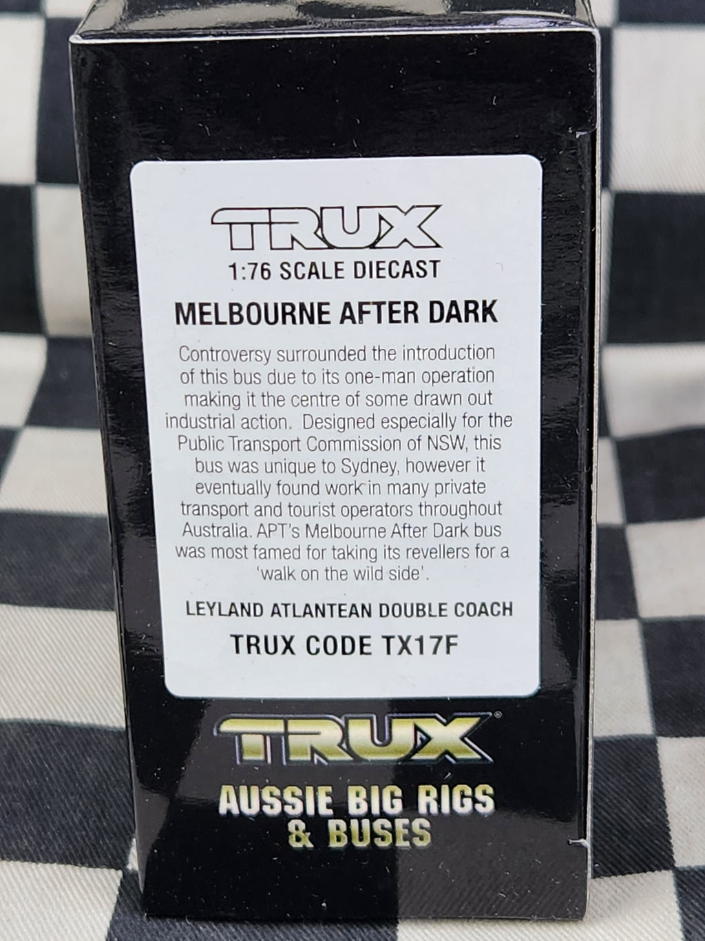 TRAX TRUX 1:76 Leyland Atlantean Double Decker Coach Bus Melbourne After Dark