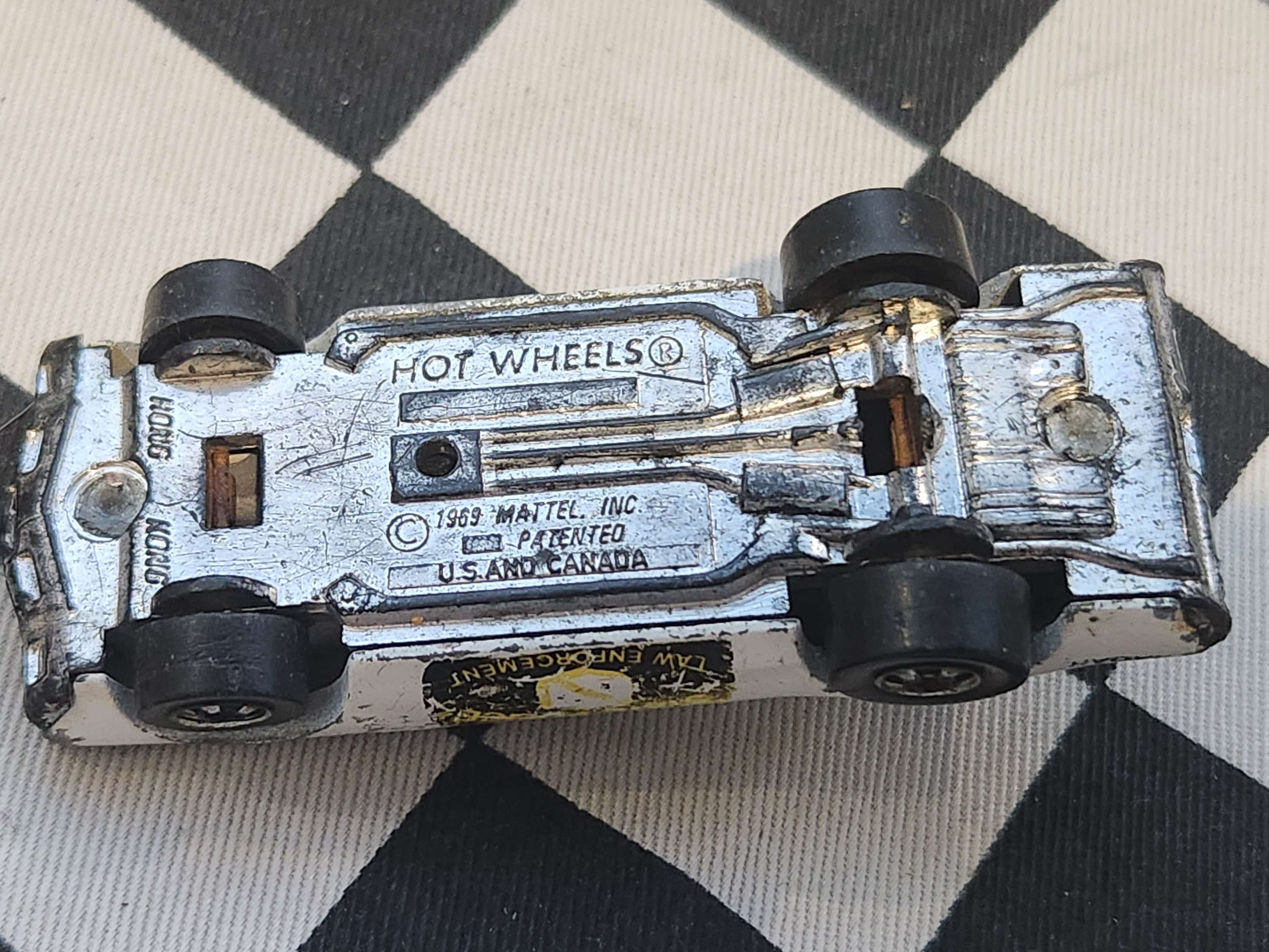 Vintage Loose Hot Wheels Blackwall Olds 442 Police Car