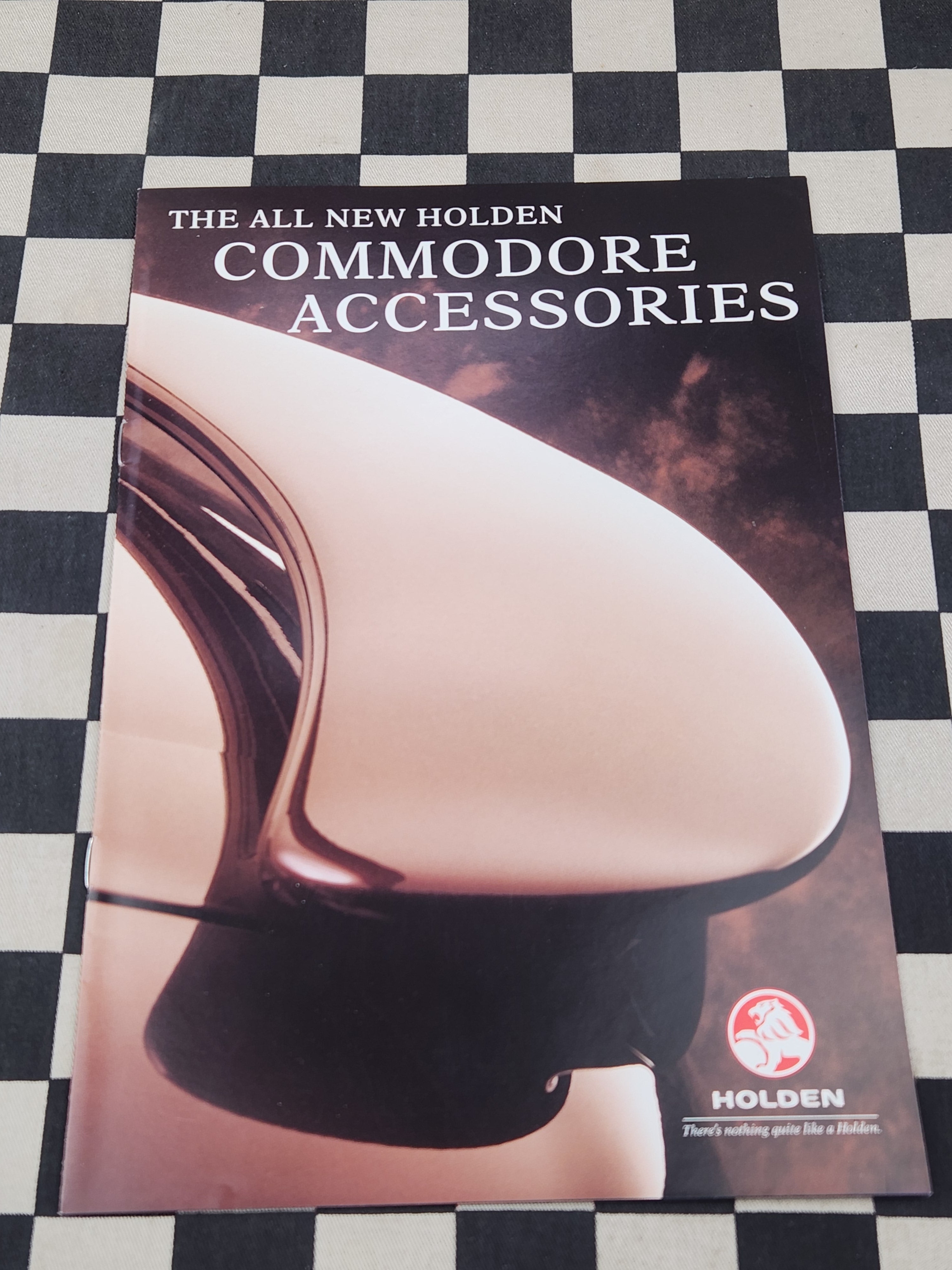 Holden VT Commodore Accessories Sales Brochure